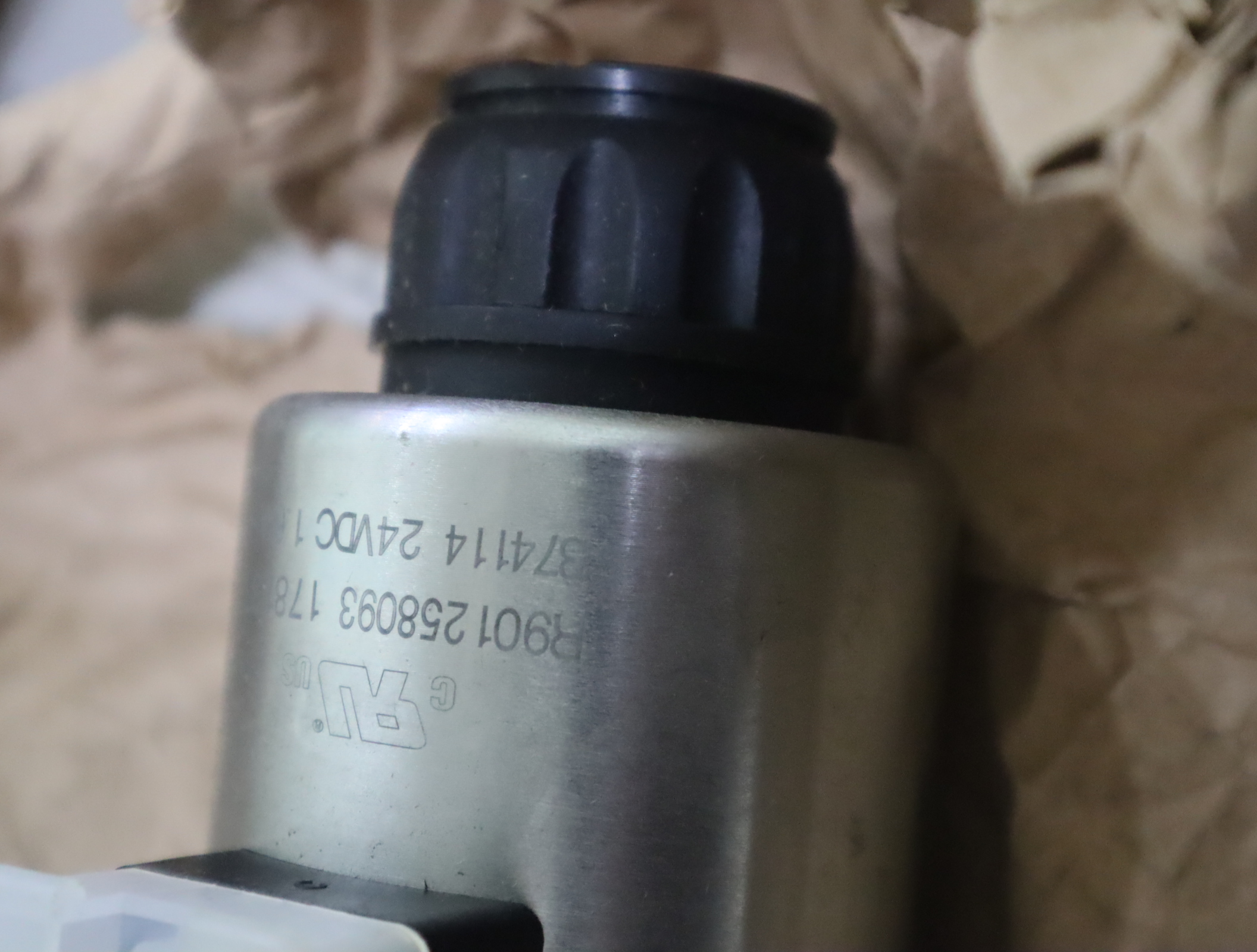 4WE10G50/EG24N9K4/M R901278768 力士乐REXROTH电磁阀