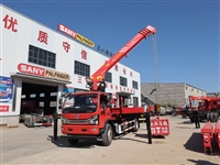 东风多利卡D8单排上装三一10吨直臂式吊机