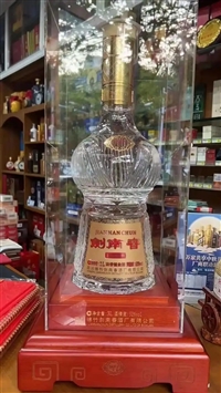 安溪回收老酒 新老品牌白酒洋酒都可以回收