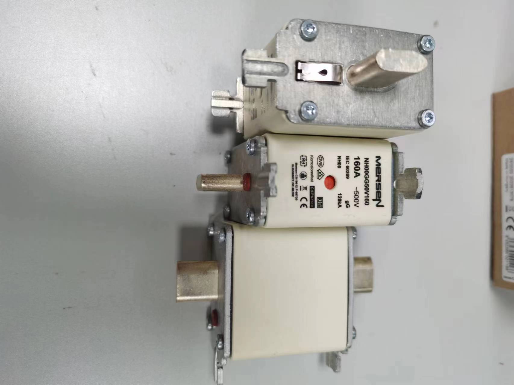 FERRAZ法雷罗兰通用保险丝Q228450 NH000GG69V40