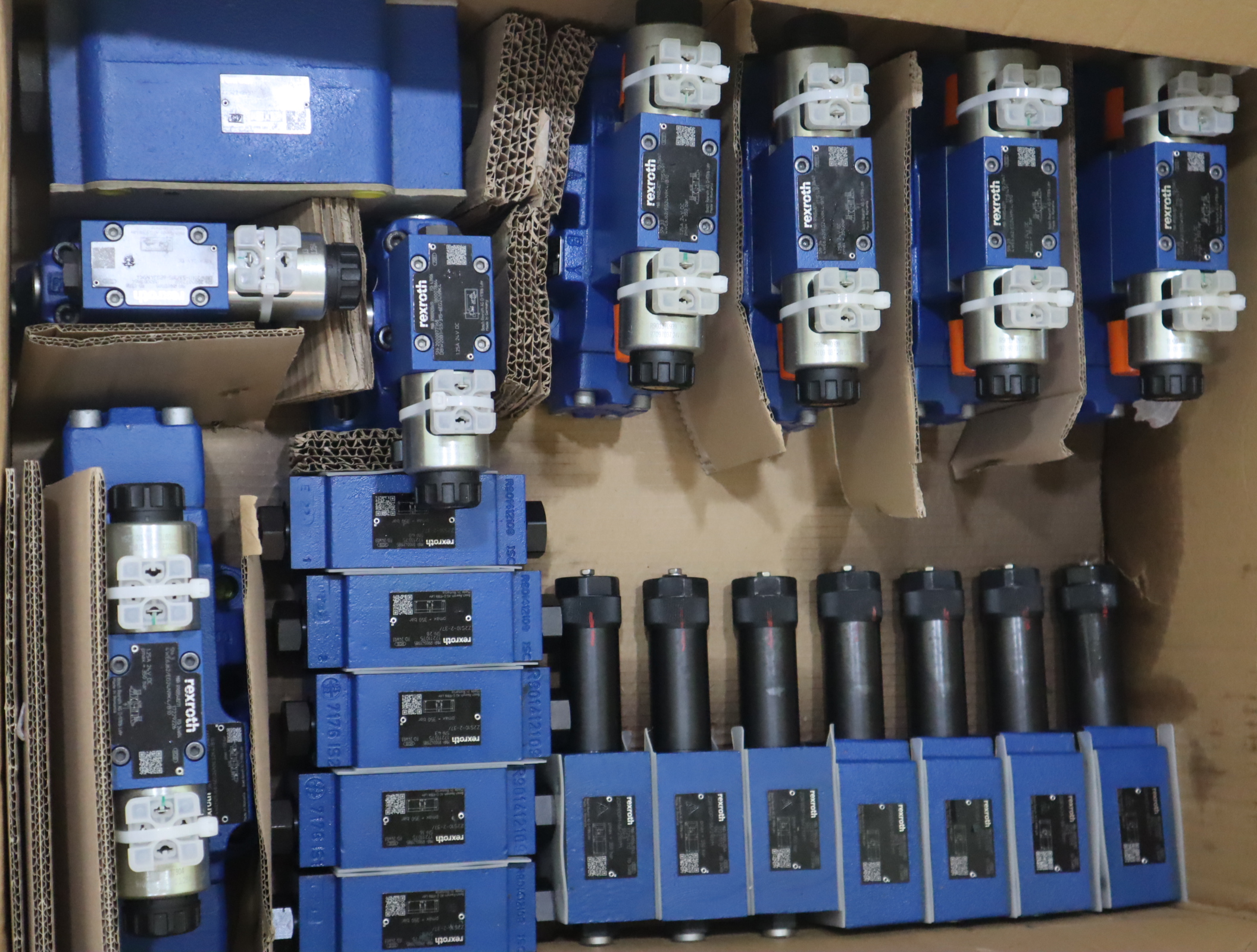 Z2S10-2-3X/ Z2S10-2-37/ Z2S10-2-36/ R900421985 力士乐REXROTH