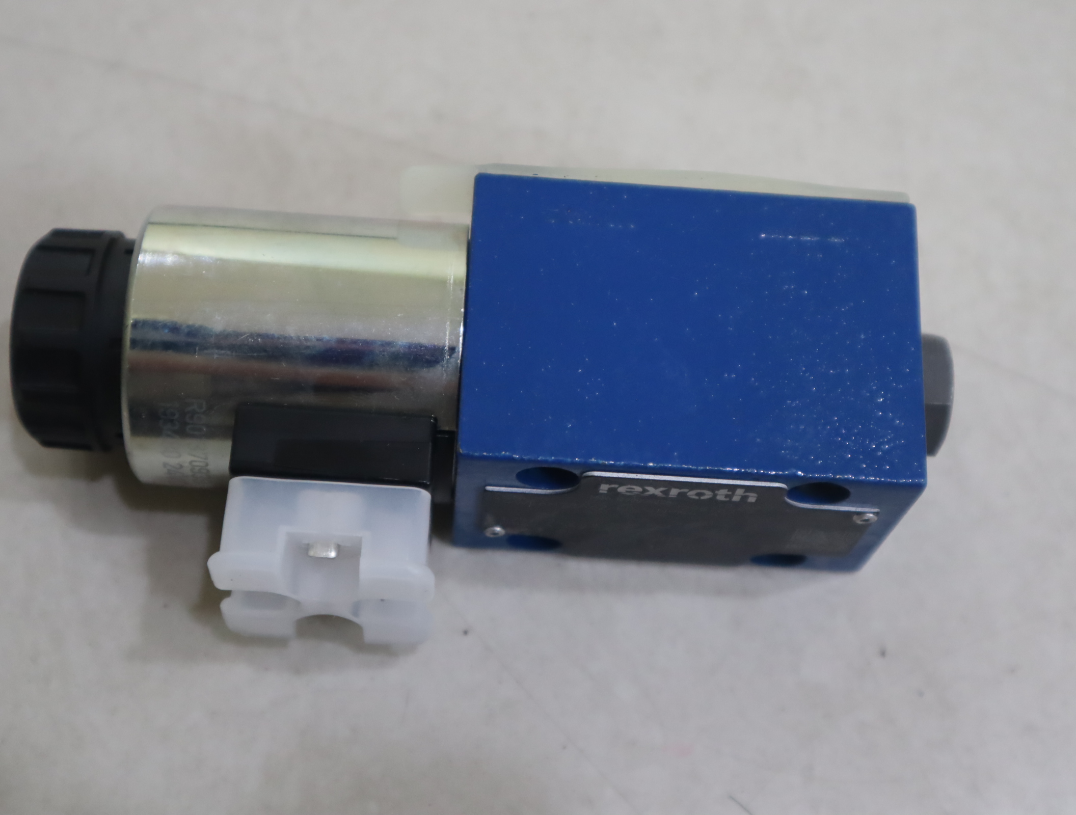 4WE6H73A62/EG24N9K4/A12 R900550284 德国力士乐REXROTH电磁阀