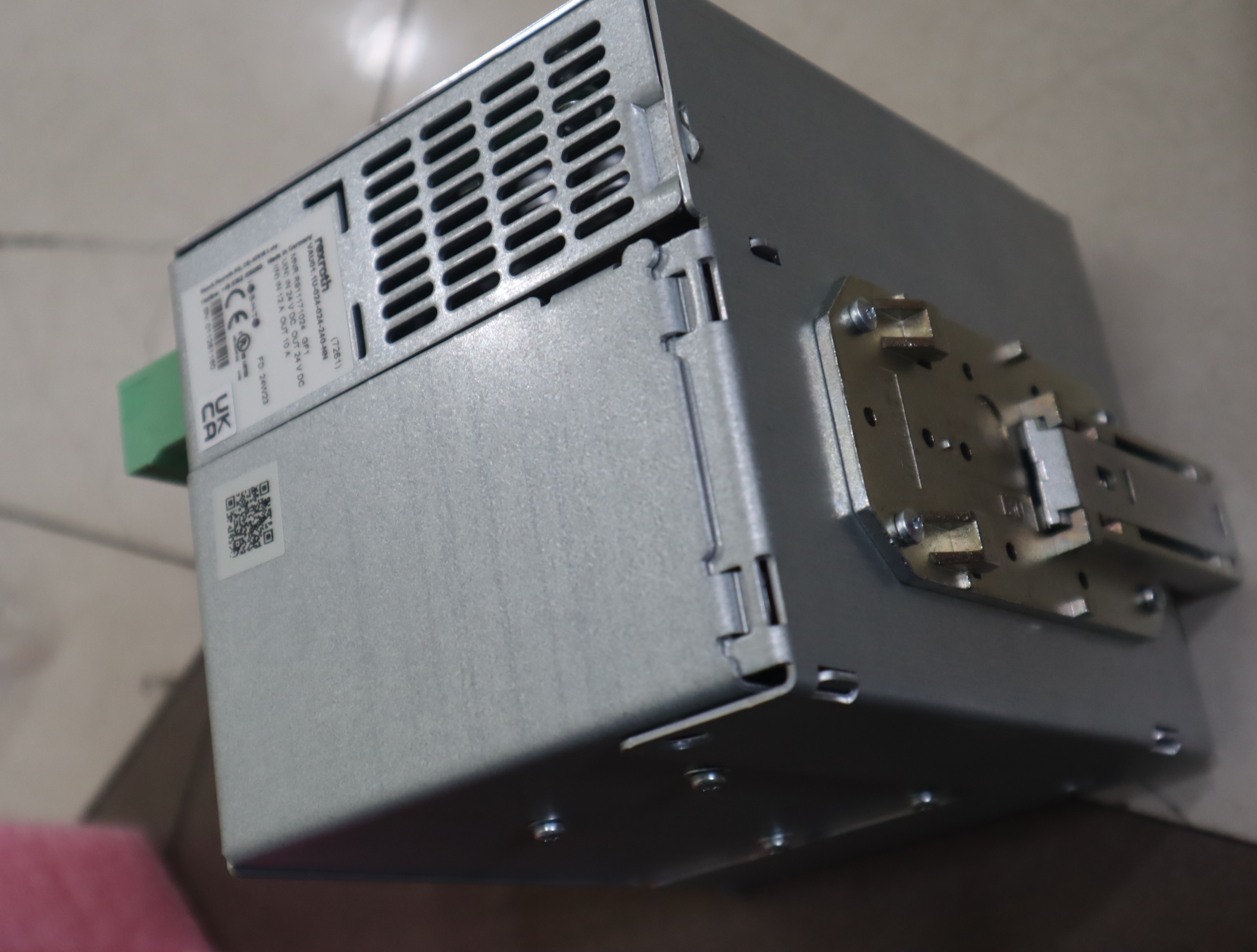 R911171024 VAU01.1U-024-024-240-NN 力士乐REXROTH伺服驱动器