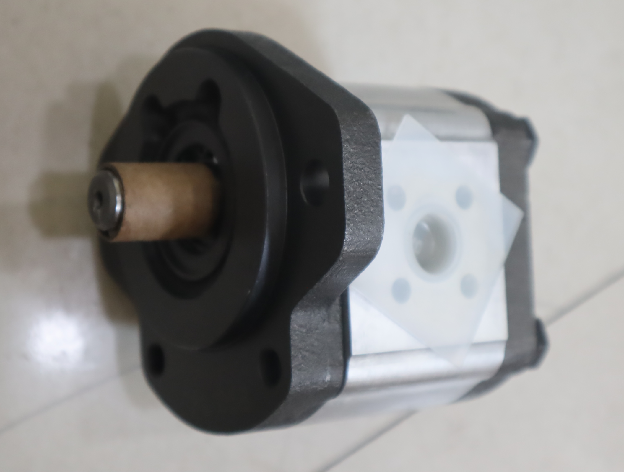 R983032276 AZPW21011RQRXXMBS0593 德国力士乐REXROTH齿轮泵