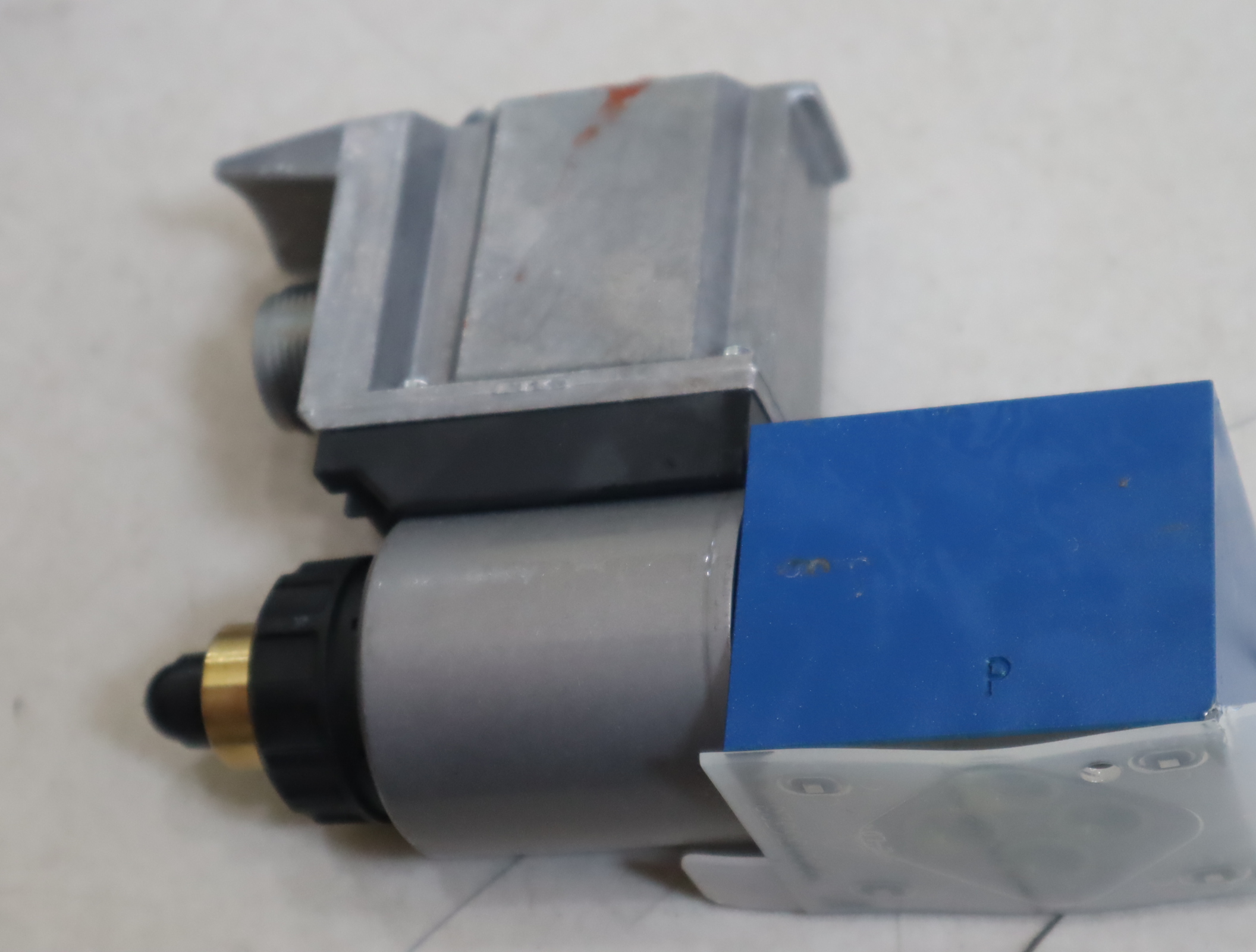 R901029967 DBETE-61/100G24K31A1V 德国力士乐REXROTH比例溢流阀