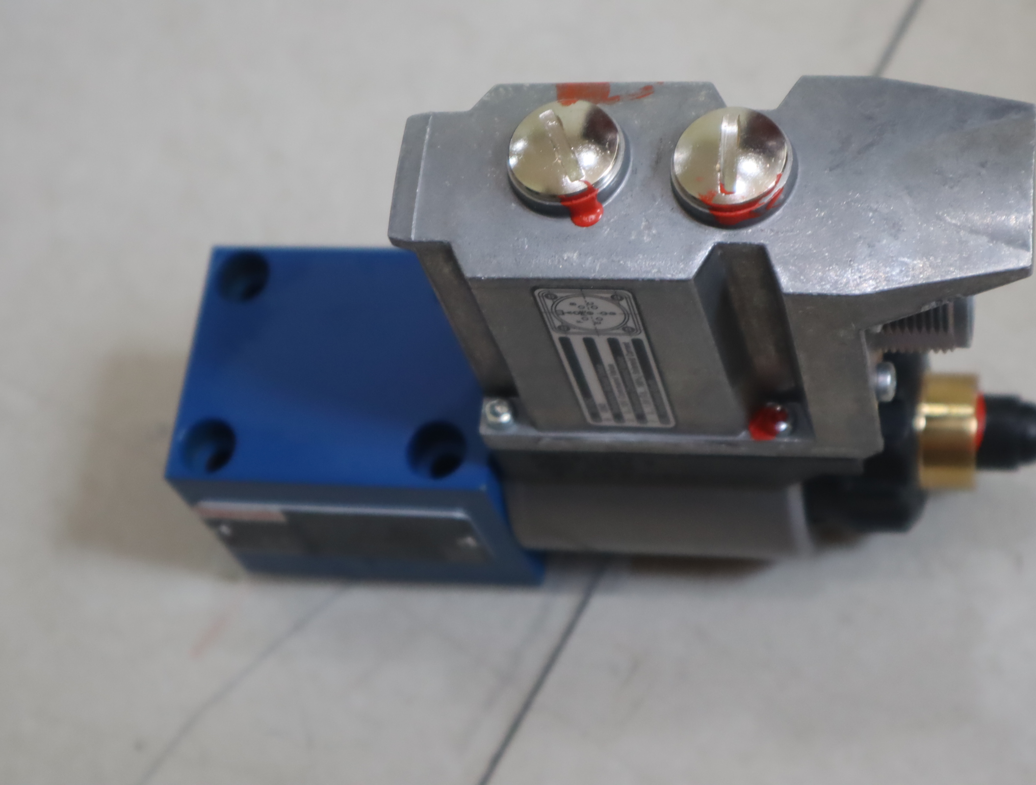 R901029967 DBETE-61/100G24K31A1V 德国力士乐REXROTH比例溢流阀