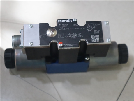 R900778280 4WRAE6W07-21/G24K31/F1V 德国力士乐REXROTH比例阀
