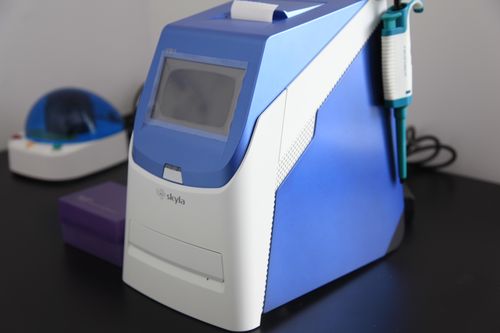 昊天再生资源 色谱仪回收 24小时在线 现款结算