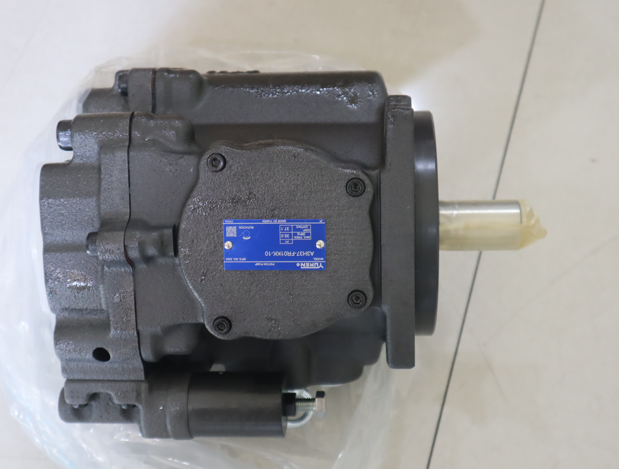 A3H37-FR01KK-10 日本油研YUKEN柱塞泵A3H37-FR01KK-10