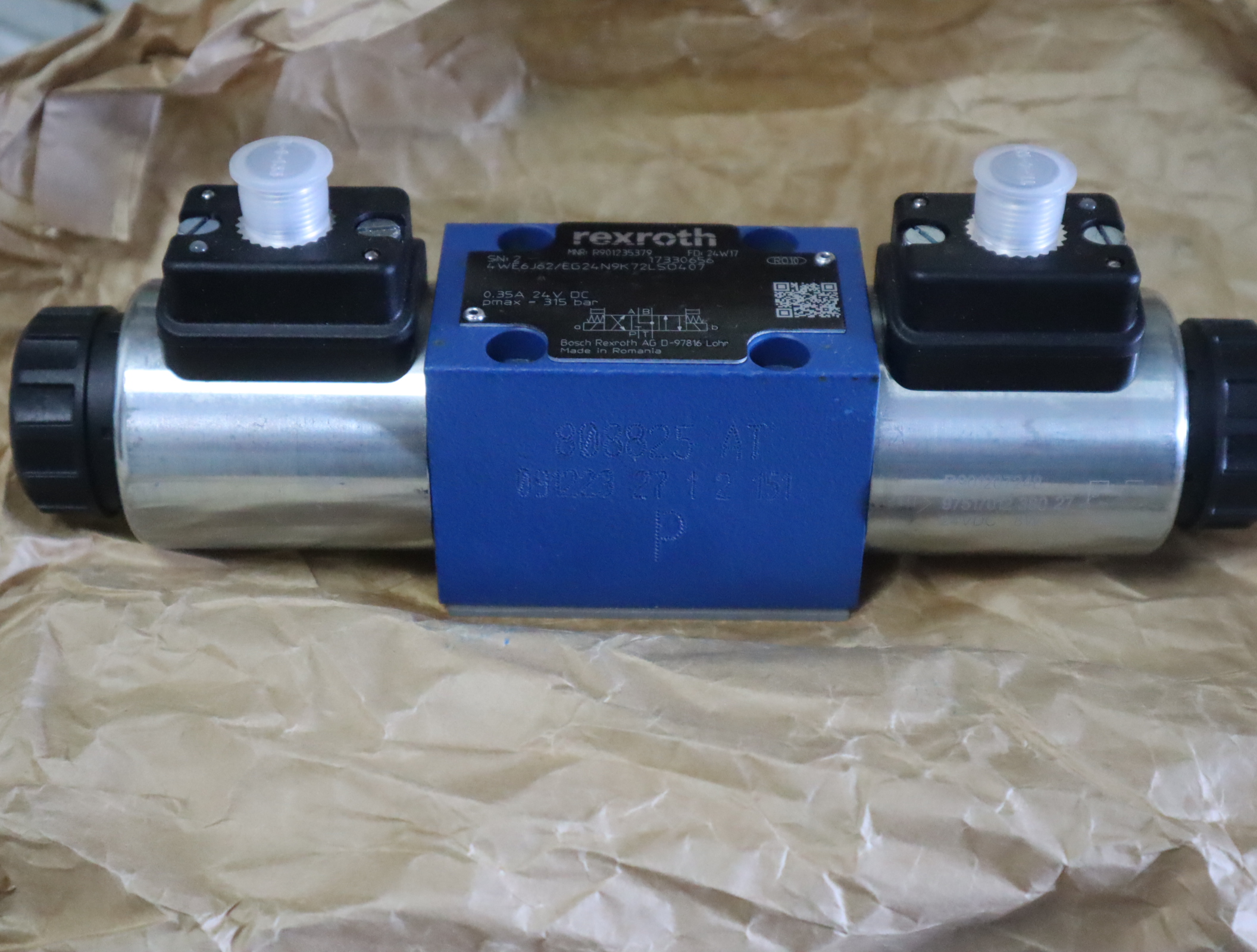 R901235379 4WE6J62/EG24N9K72LSO407 德国力士乐REXROTH电磁阀