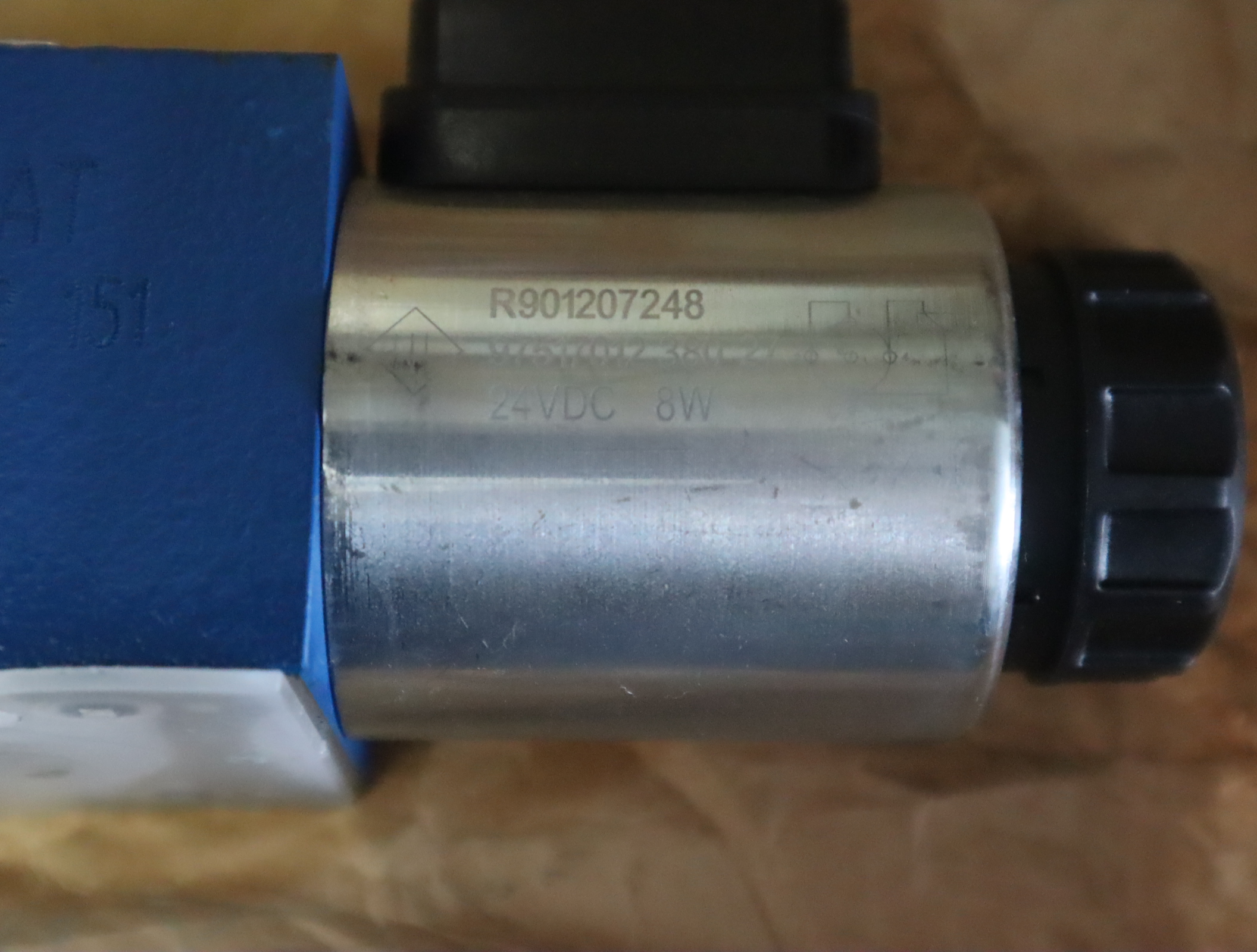 R901235379 4WE6J62/EG24N9K72LSO407 德国力士乐REXROTH电磁阀