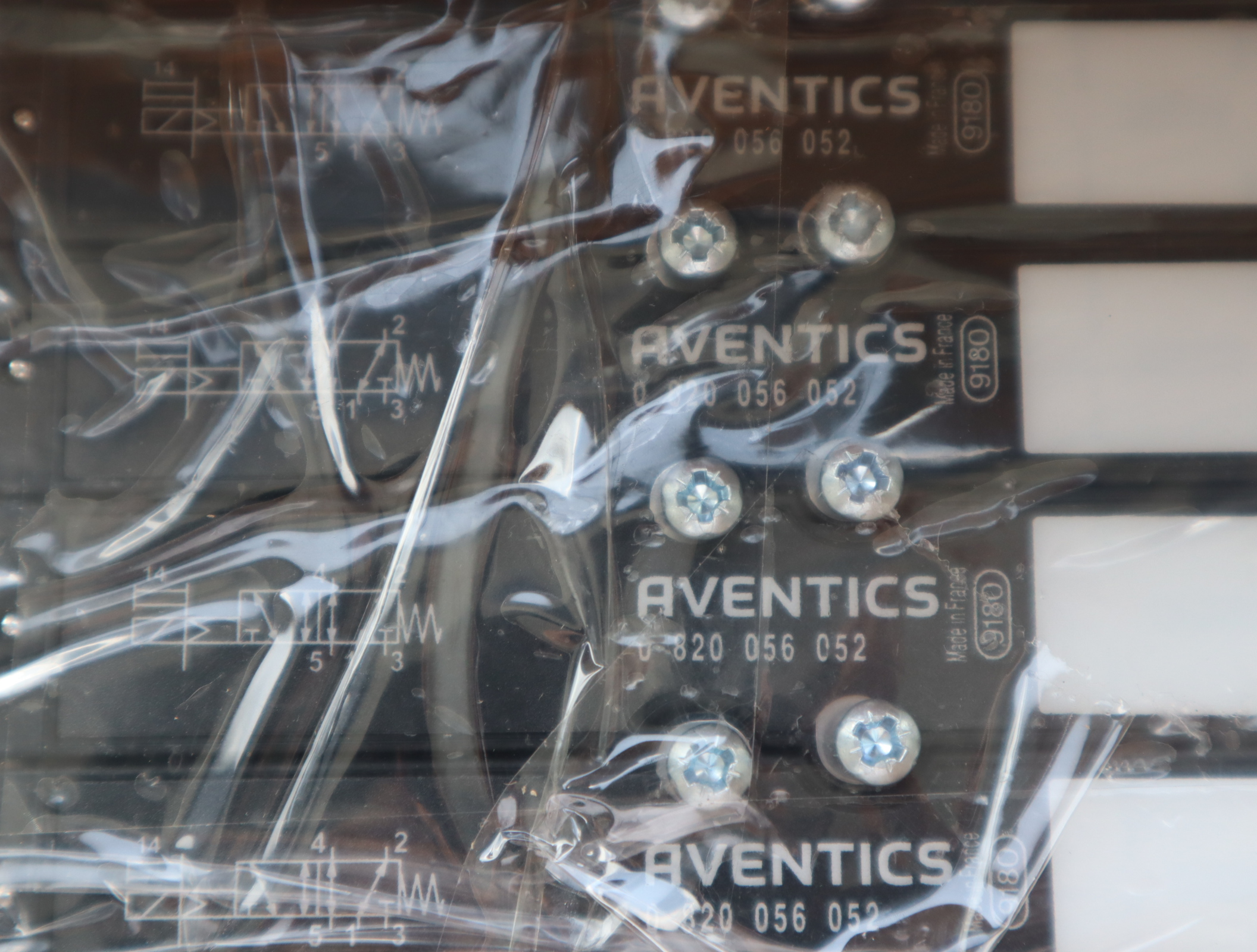0820055052 0820056052 德国安沃驰AVENTICS 气动阀
