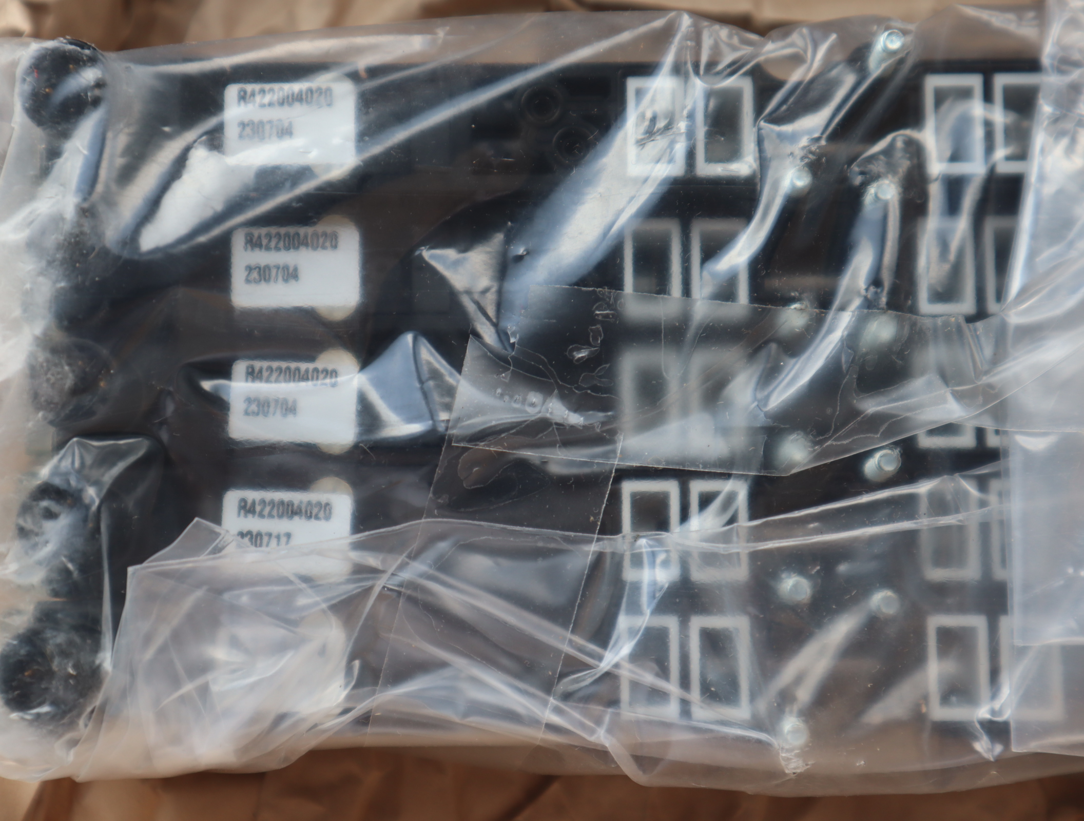 0820055052 0820056052 德国安沃驰AVENTICS 气动阀