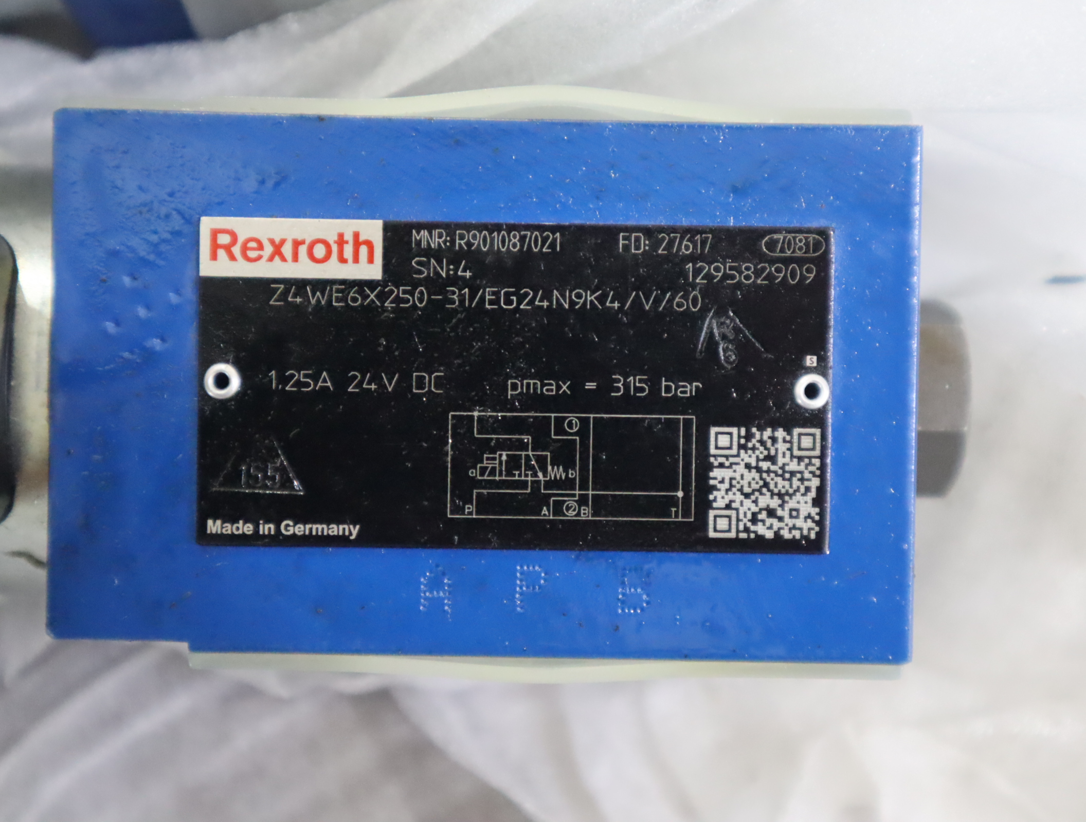 R901087021 Z4WE6X250-31/EG24N9K4/V/60 德国力士乐REXROTH电磁阀