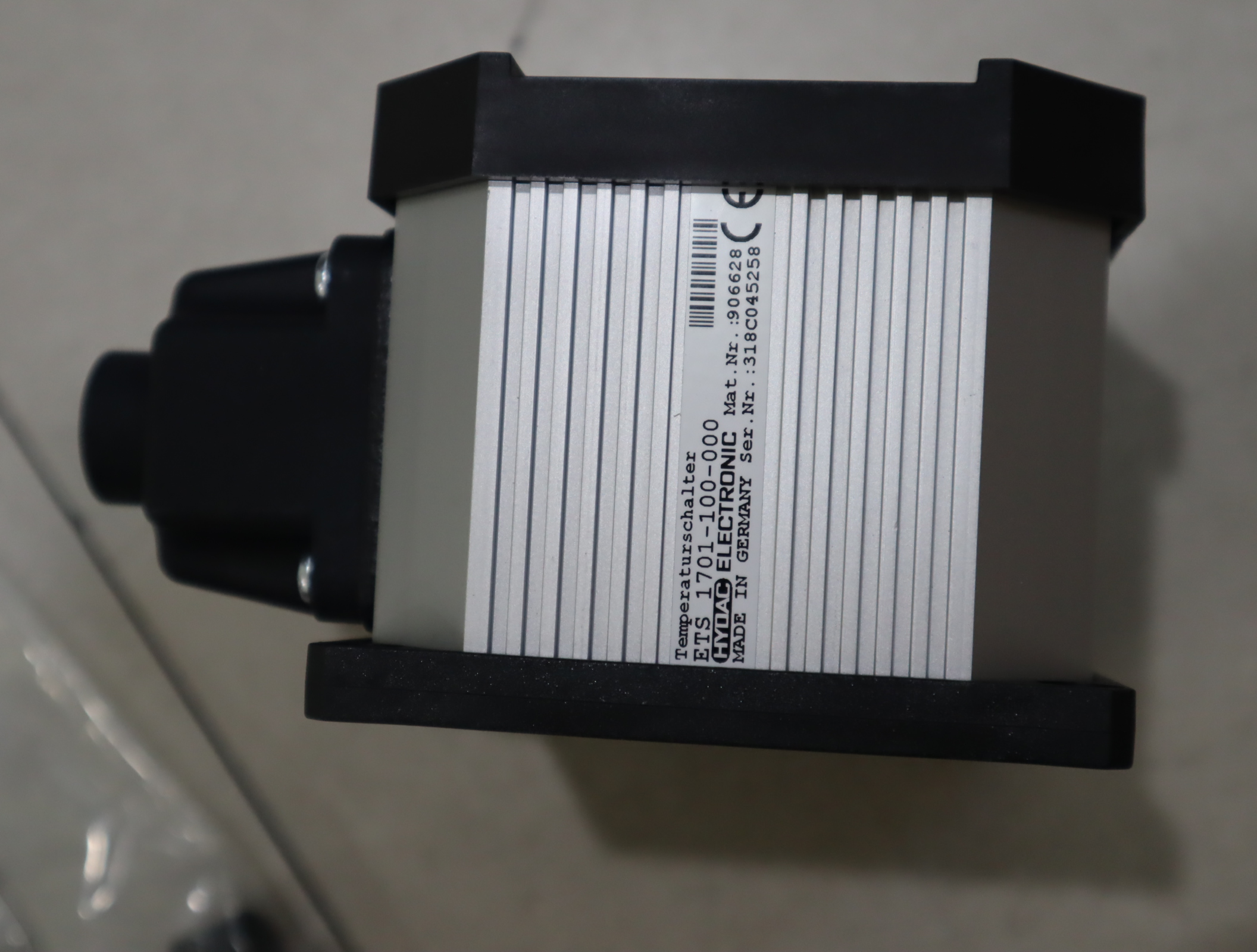 ETS906628 德国贺德克HYDAC压力温度传感器