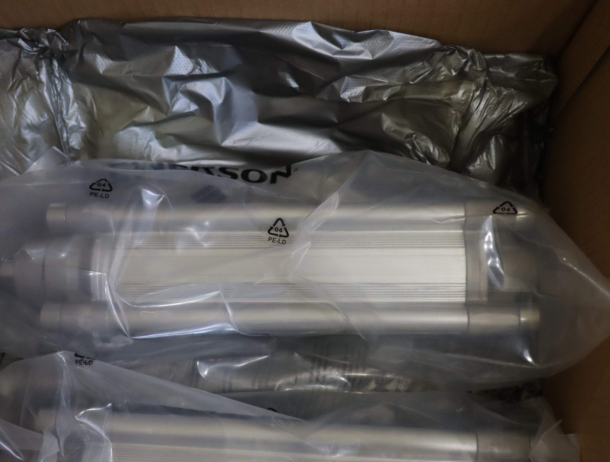 0822353019 0822353019 063-0150 德国安沃驰AVENTICS 气缸气动阀