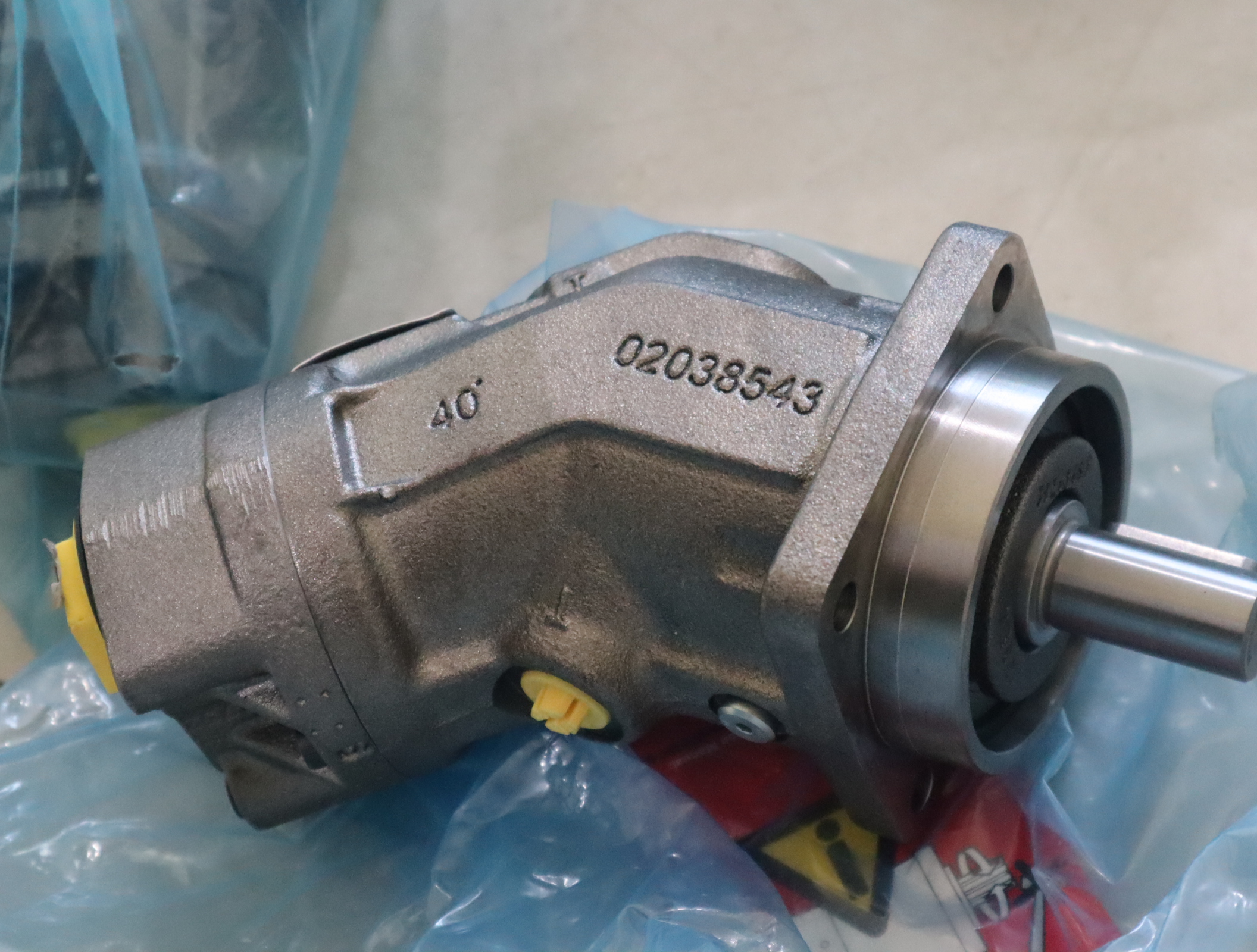 R902193365 A2FO12/61R-PPB06 德国力士乐REXROTH斜轴柱塞泵