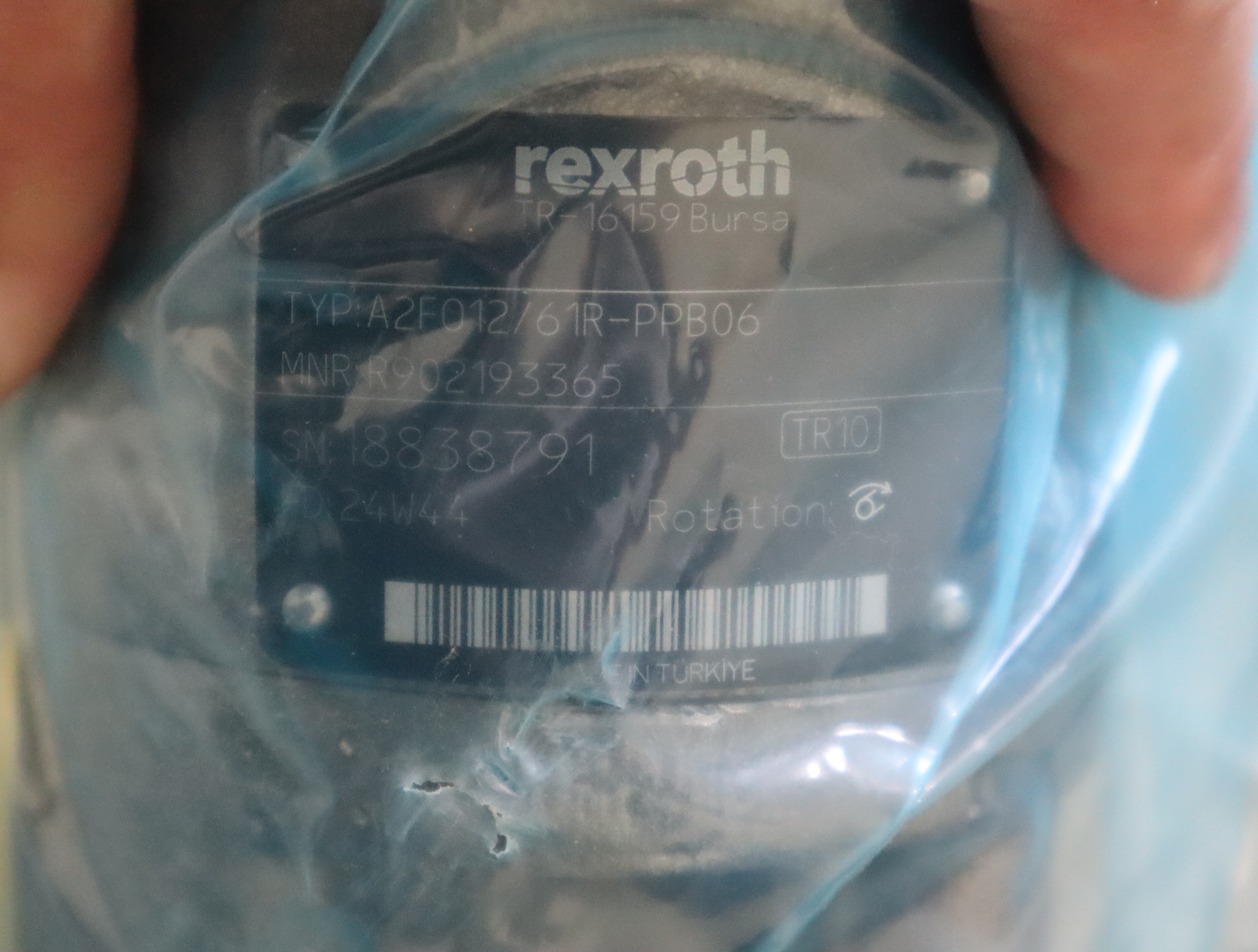 R902193365 A2FO12/61R-PPB06 德国力士乐REXROTH斜轴柱塞泵