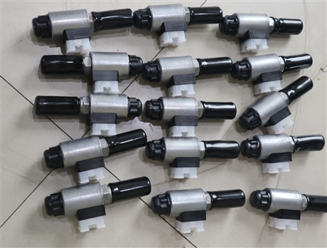 WSM08130D-01M-C-N-24DG 915142 24 VDC HYDAC贺德克插装阀电磁阀