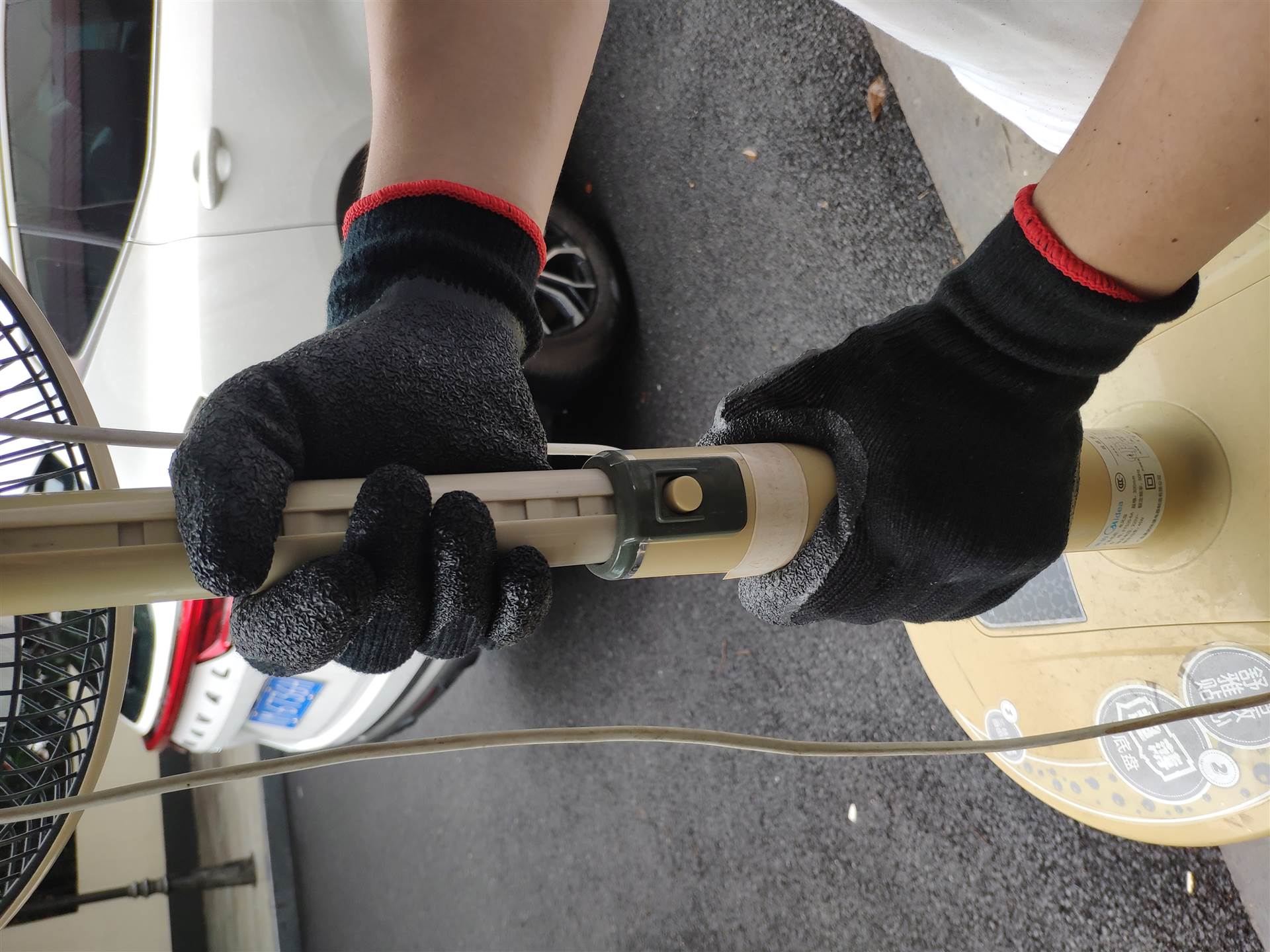 推荐：DKL339型手套 多场景使用手套 做工精细 防割防切 