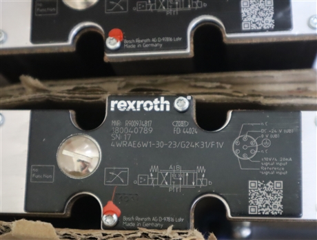 R900974817 4WRAE6W1-30-20/G24K31/F1V 德国力士乐REXROTH比例阀