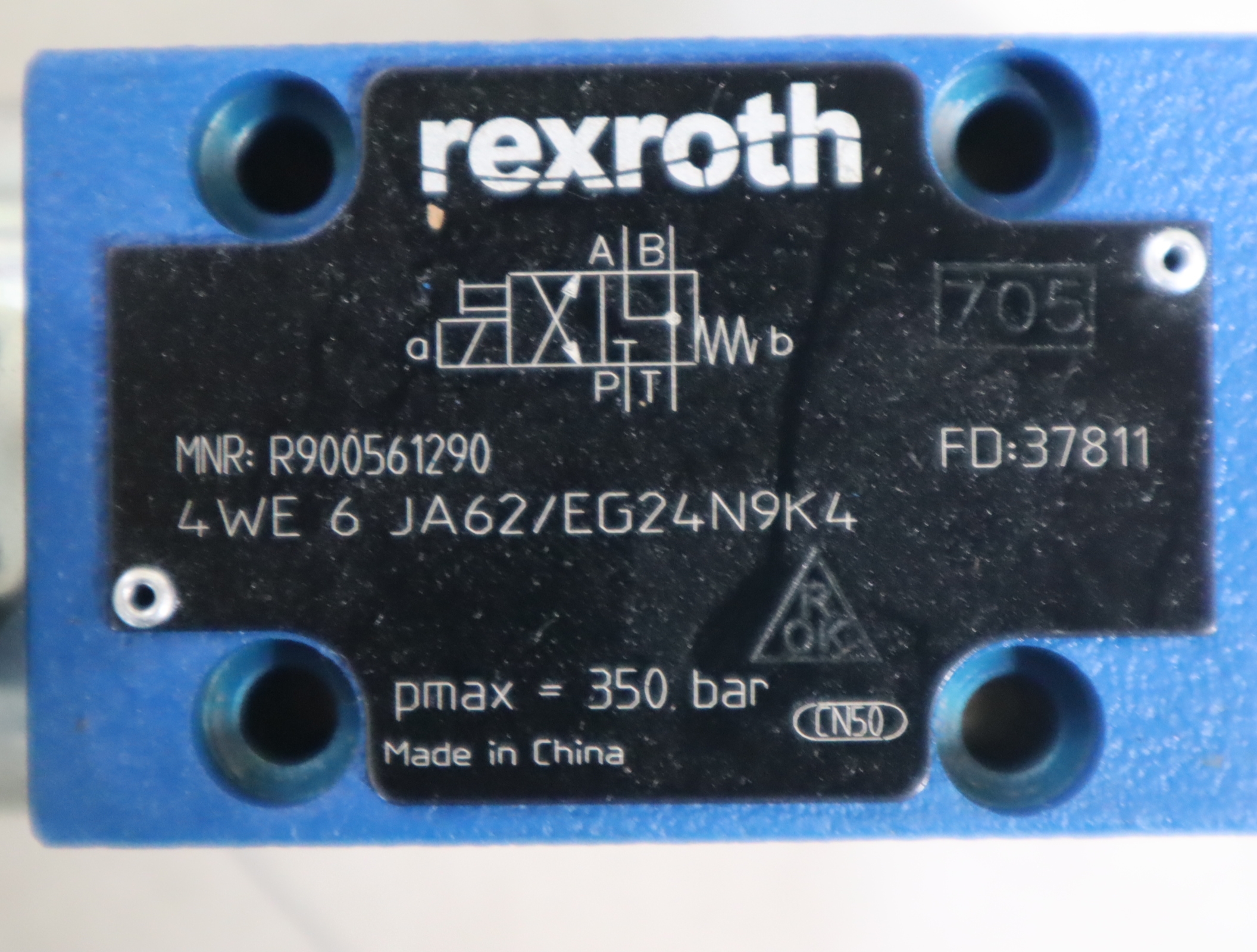 R900561290 4WE6JA62/EG24N9K4 德国力士乐REXROTH电磁阀