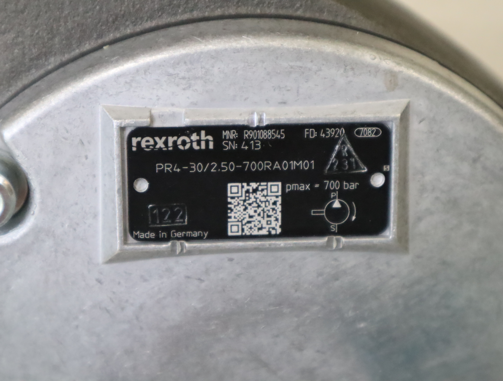 R901088545 PR4-30/2.50-700RA01M01 德国力士乐REXROTH径向柱塞泵