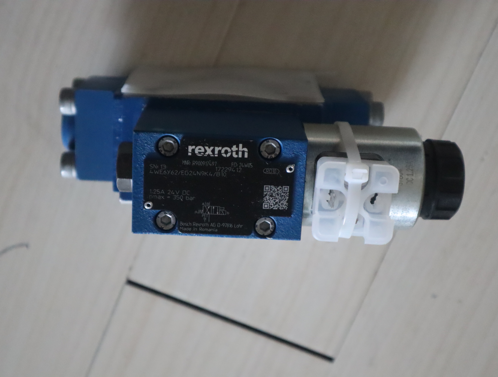 R900962784 Z4WEH10E63-41/6EG24N9ETK4/B10 力士乐REXROTH电液阀