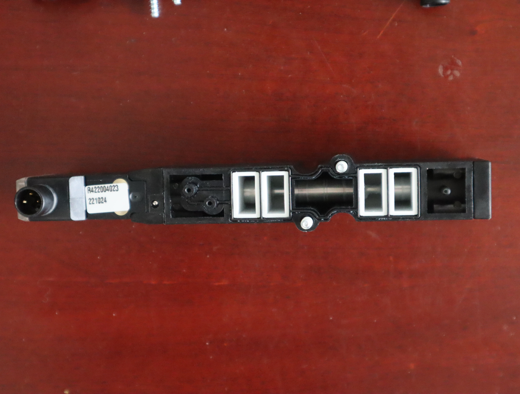 0820056601 R422003967 R422004023 德国安沃驰AVENTICS 气动阀