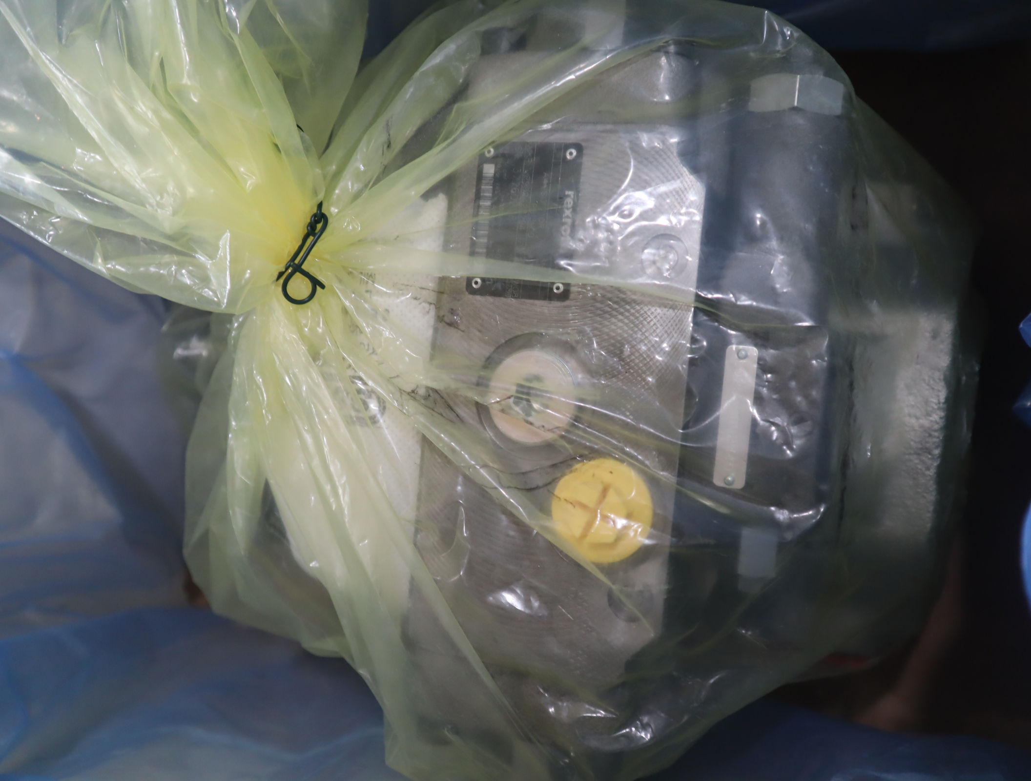 R902423294 A4VSO71DR/10R-PPB13N00 德国力士乐REXROTH柱塞泵