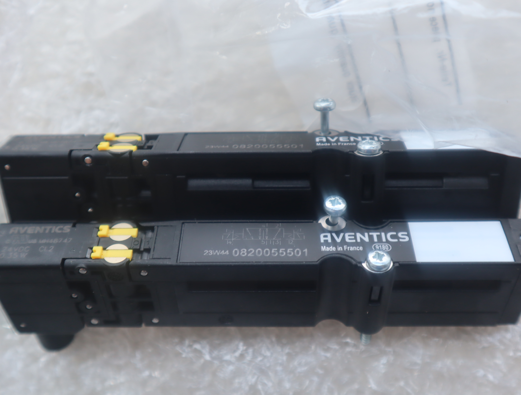 0820055501 R422003967 R422004023 德国安沃驰AVENTICS 气动阀
