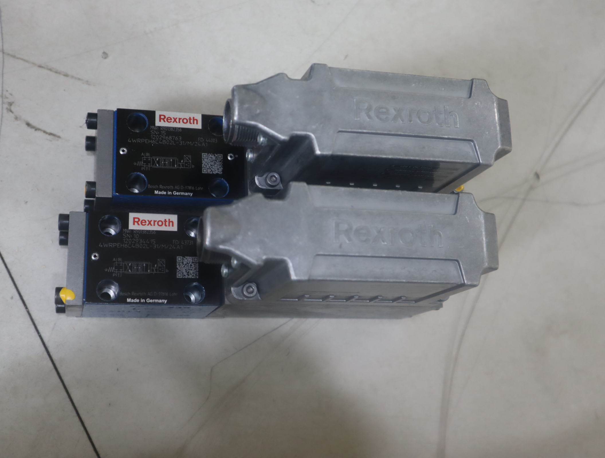 R901382356 4WRPEH6C4B02L-31/M/24A1 德国力士乐REXROTH比例阀