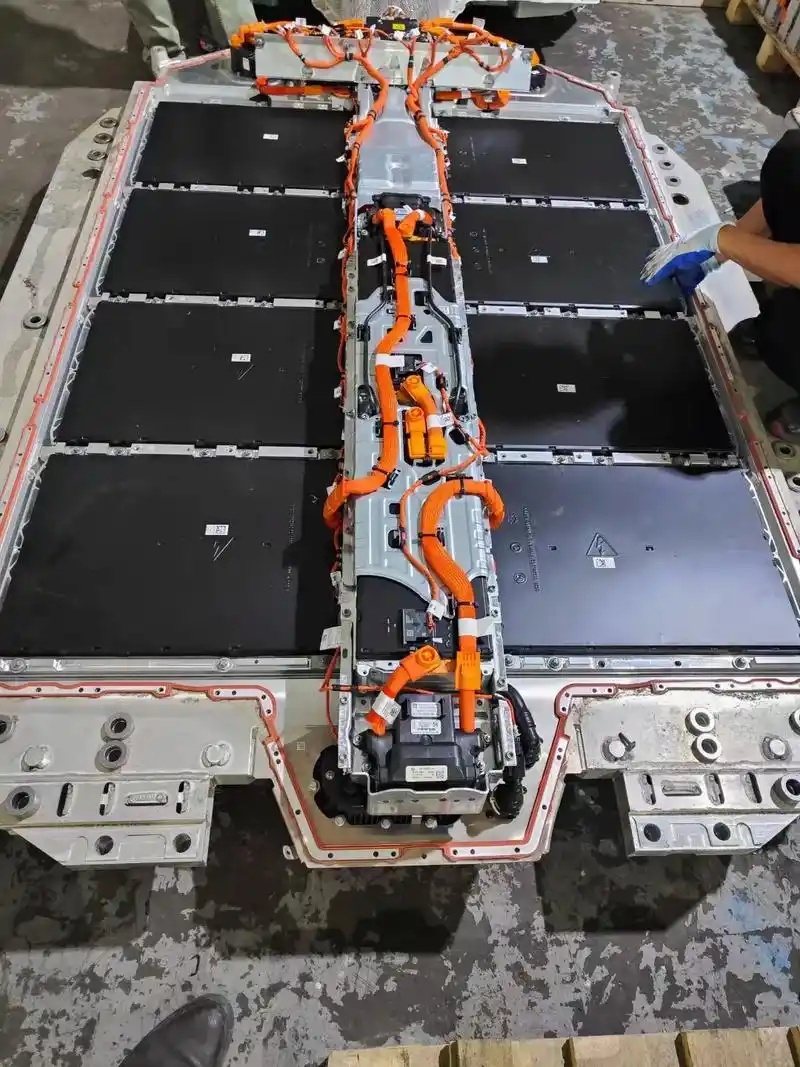 苏 州 锂电池回收 新能源电池 回 收 昆 山汽车底盘电池收购 亿兴物资