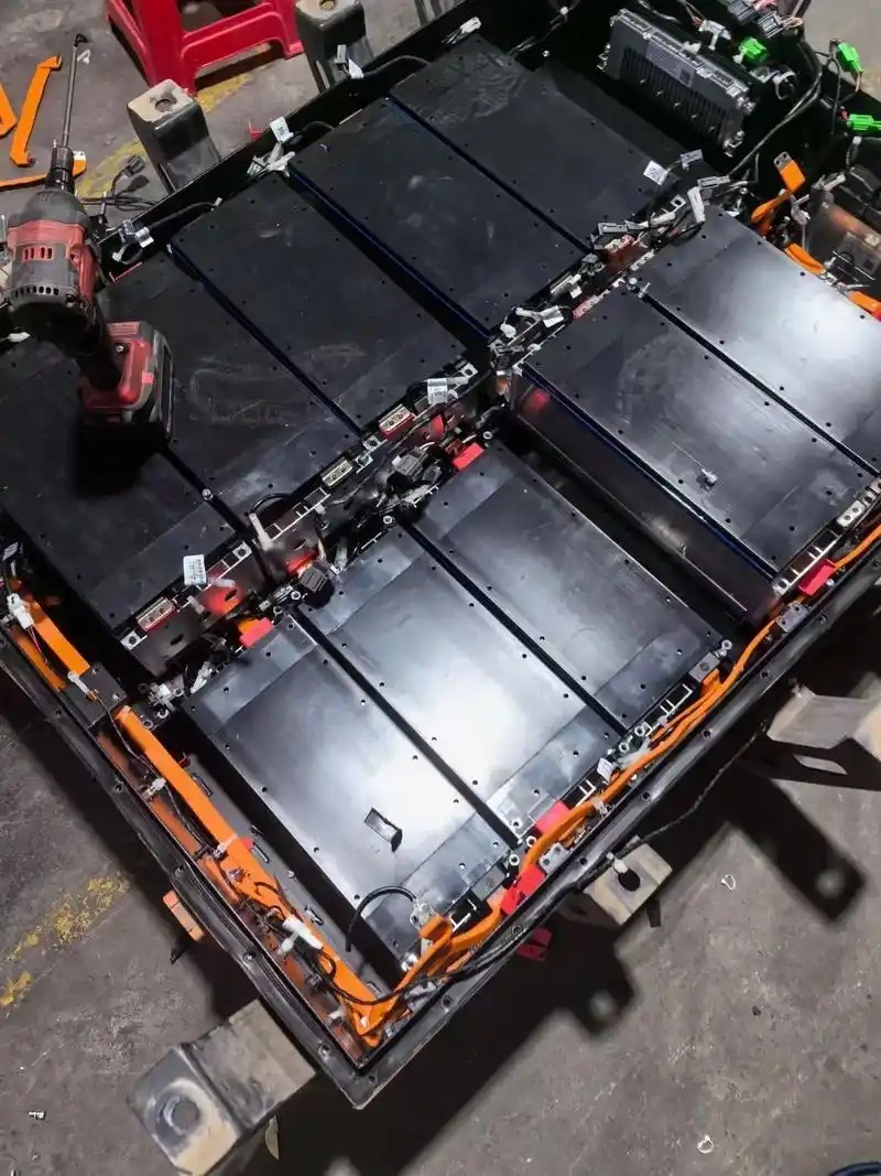 苏 州 汽车底盘锂电池回收 动力电池模组收购详谈 报 价 聚合物电池收购