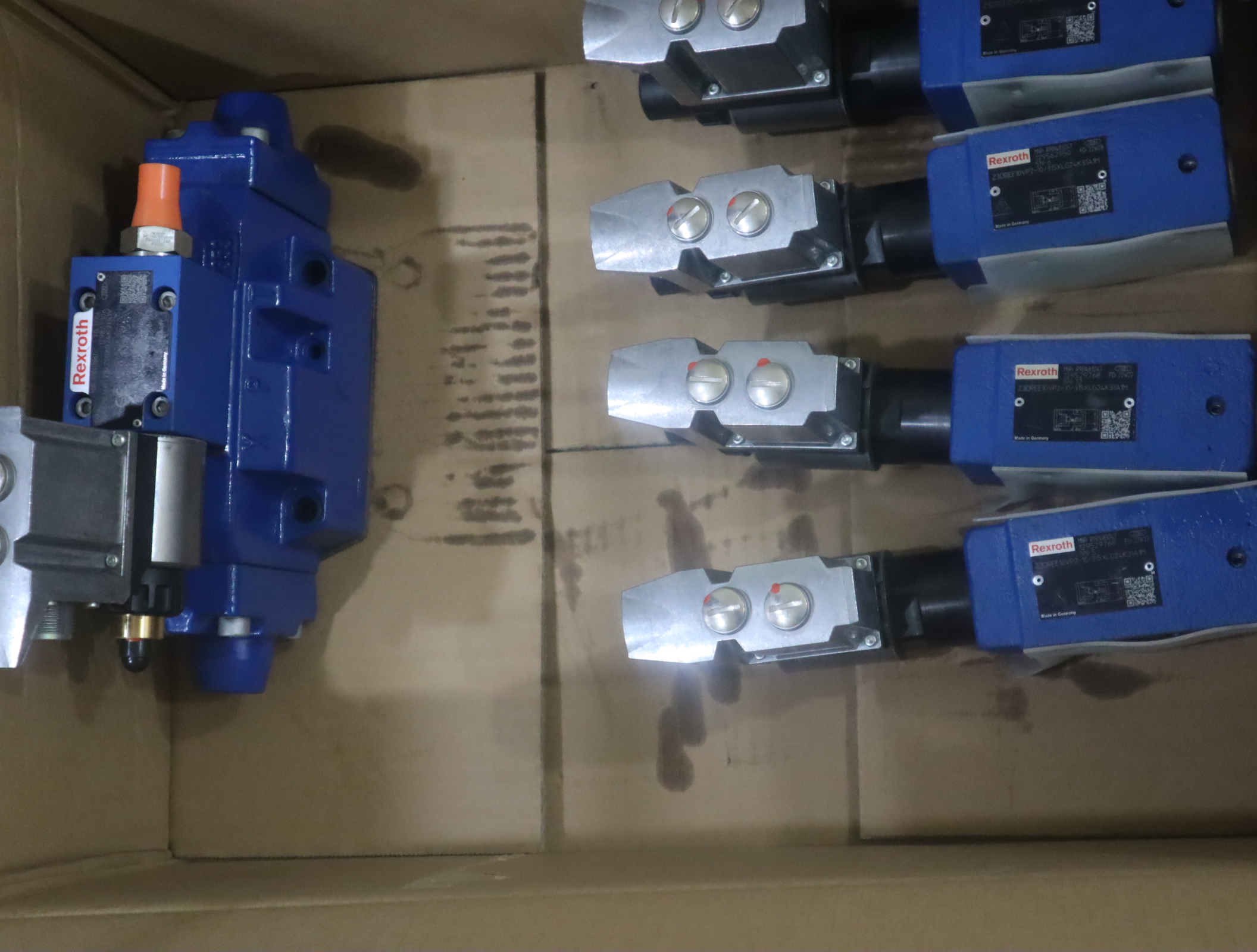 R901483247 Z3DREE10VP2-1X/315XLG24K31A1M 原装力士乐REXROTH