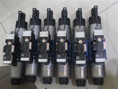 R900927230 4WREE10E75-23/G24K31/A1V 博世力士乐REXROTH比例阀