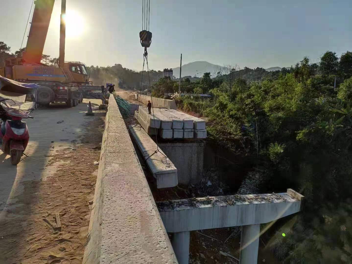 肇庆桥梁悬臂板切割