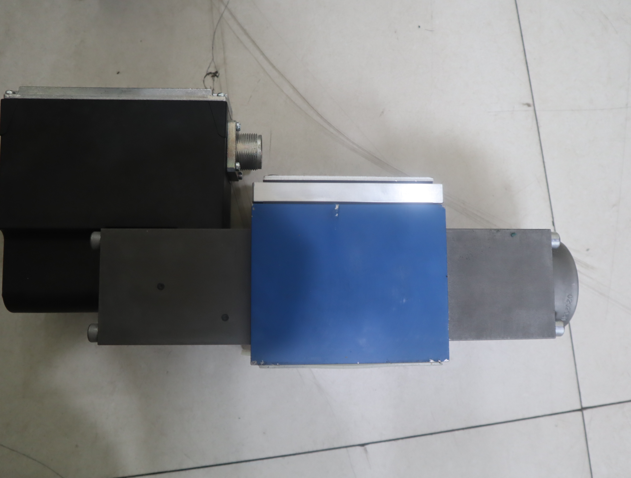 R900579286 4WRSE10V80-32/G24K0/A1V 德国力士乐REXROTH比例阀