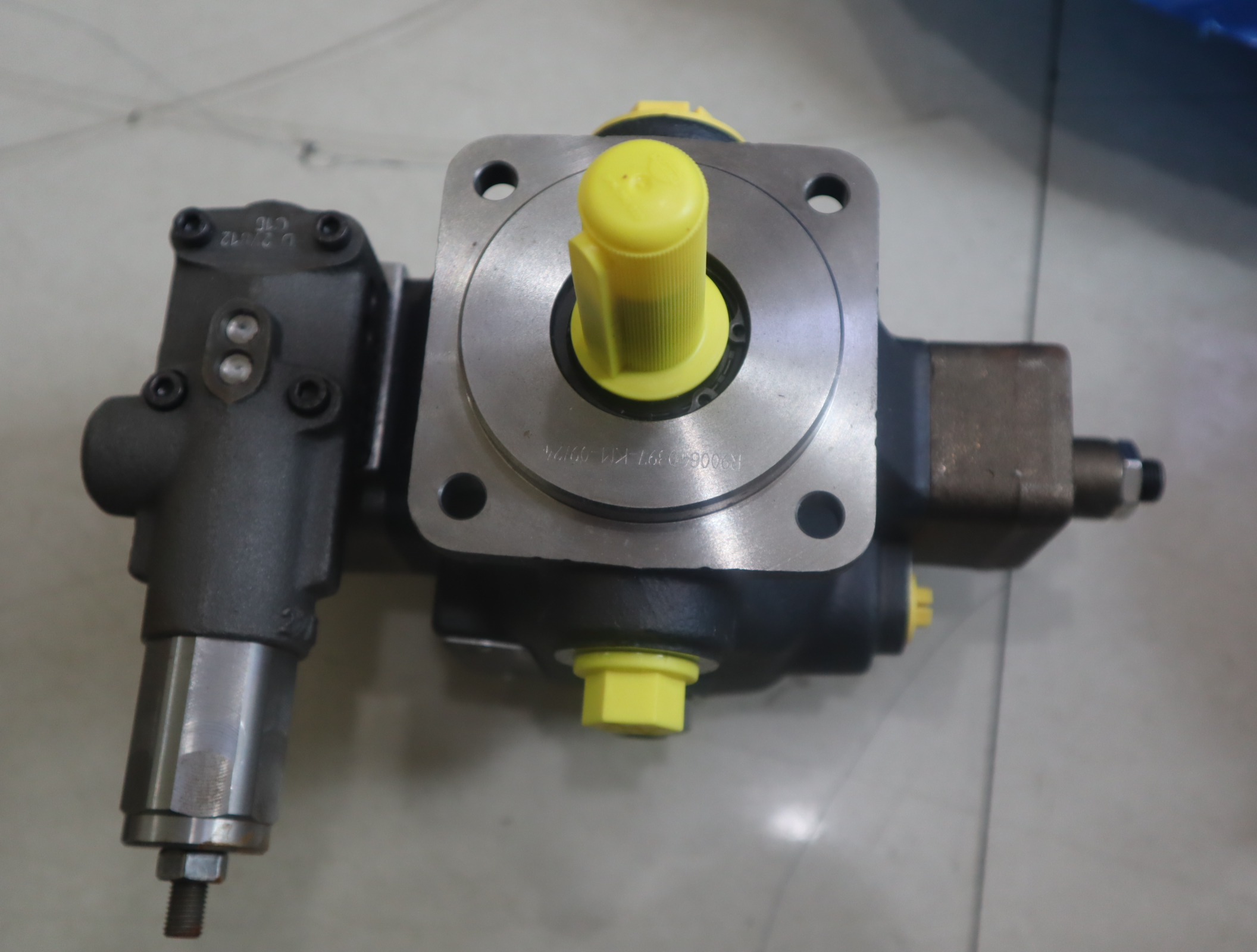 PV7-1A/10-14RE01MC0-16 R900580381 力士乐REXROTH泵