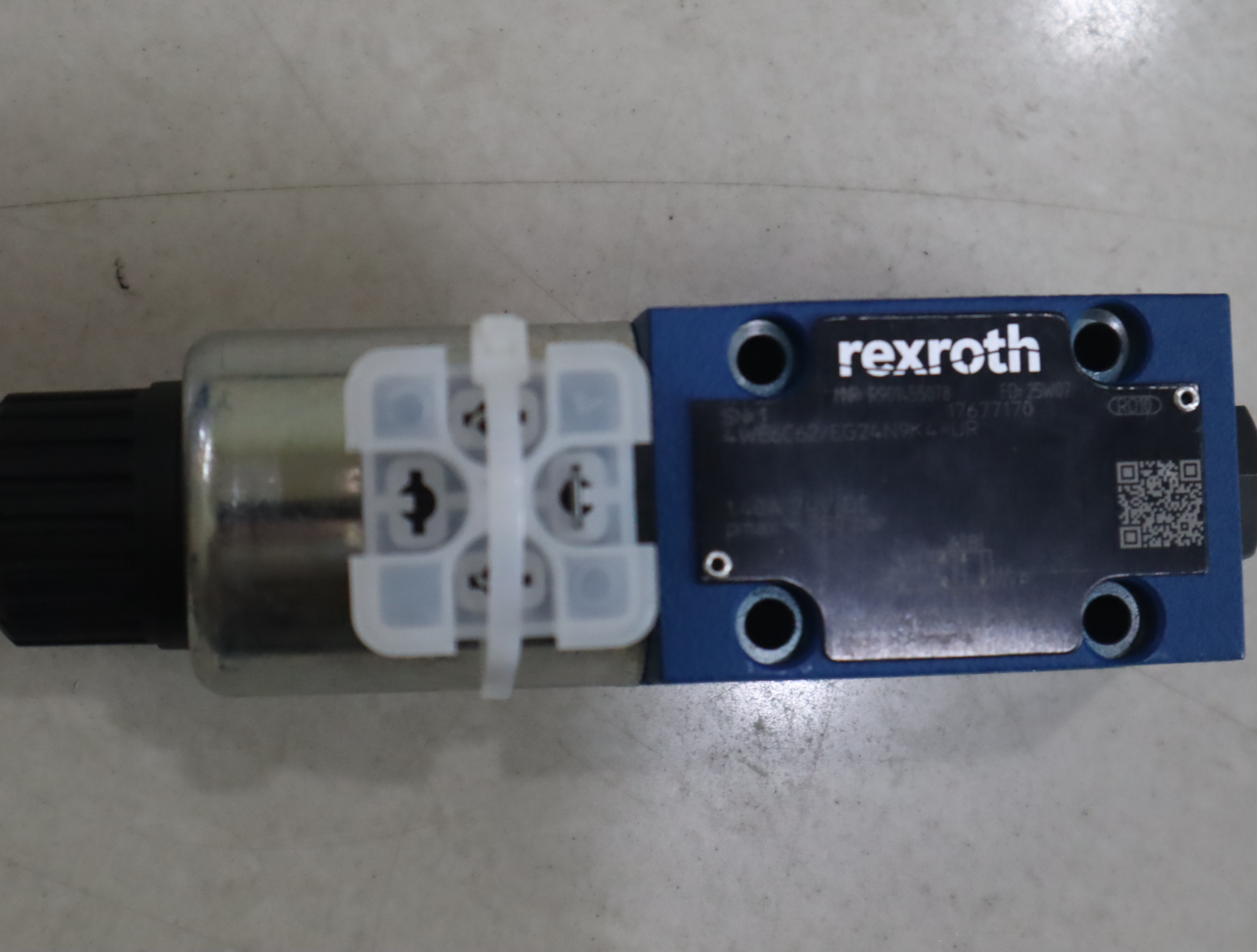 R901455078 4WE6C6X/EG24N9K4 UR 德国力士乐REXROTH电磁阀