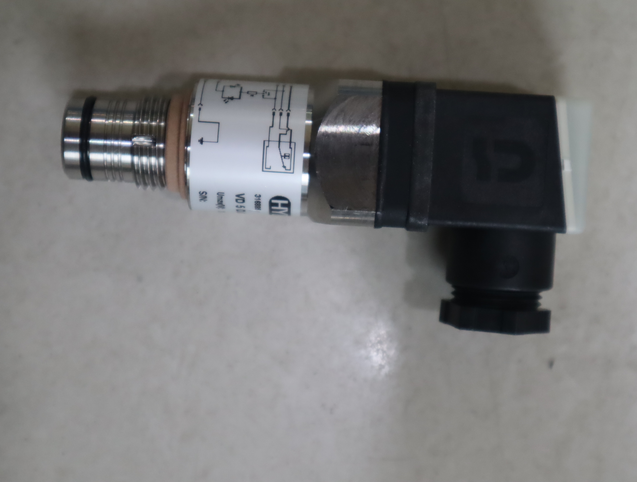 VD5.0/-L24 316885 德国贺德克HYDAC压力开关压力继电器传感器