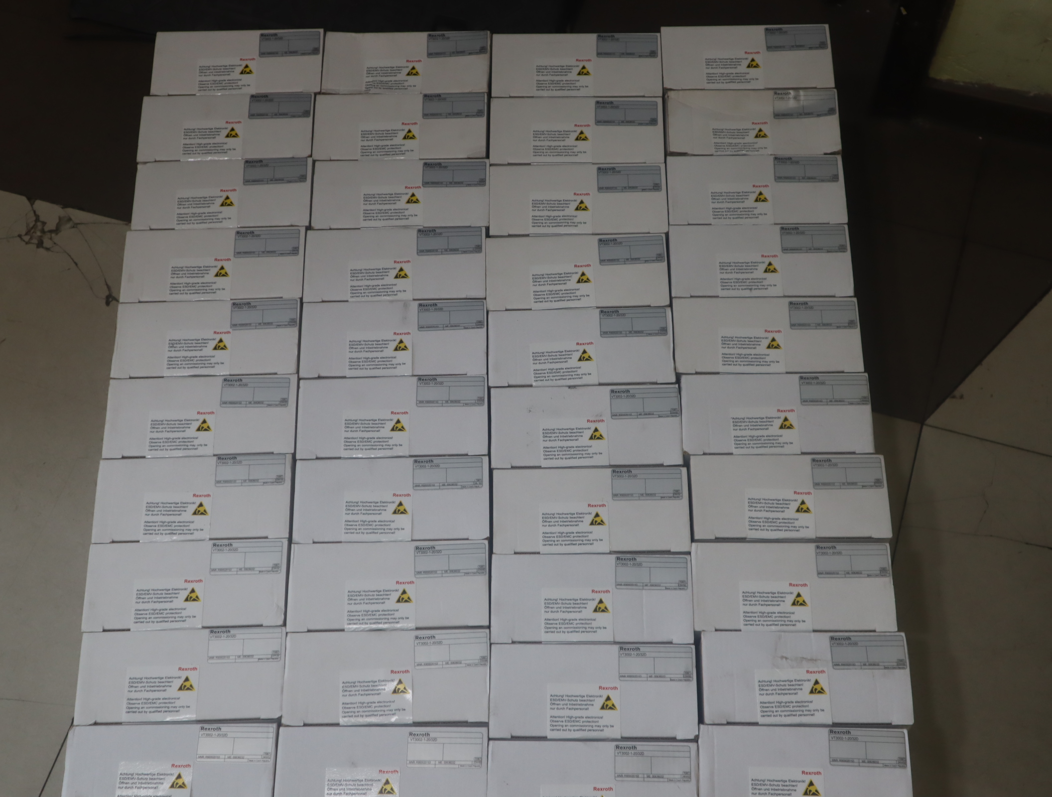 VT3002-1-20/32D VT3002-1-2X/32D R900020153 力士乐REXROTH支架