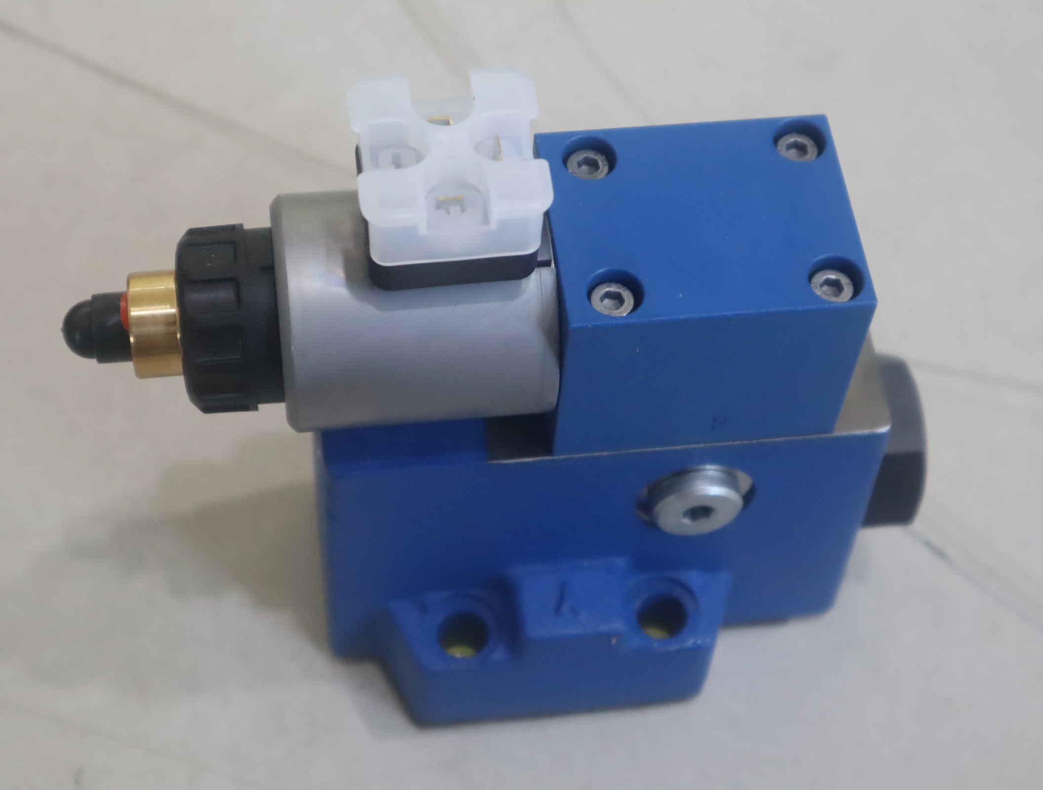 DRE10-61/200YG24K4M R901240661 德国力士乐REXROTH比例阀