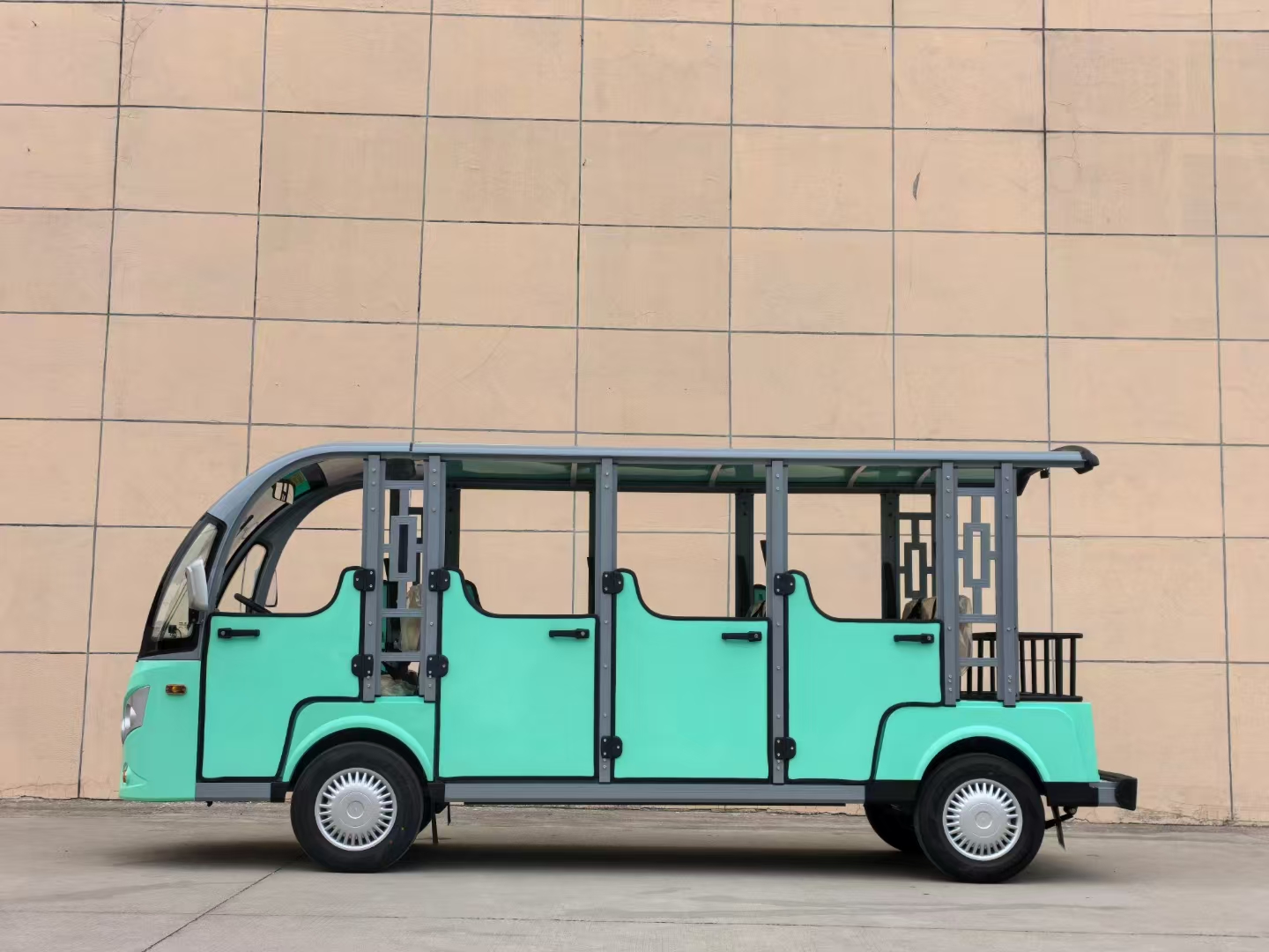 古镇电动观光车 11座景区游览观光车