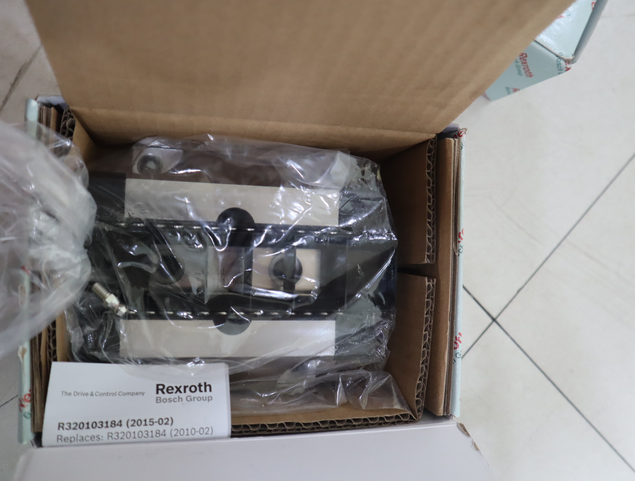 R165142320 KWD-045-FNS-C2-H-1 德国力士乐REXROTH滑块