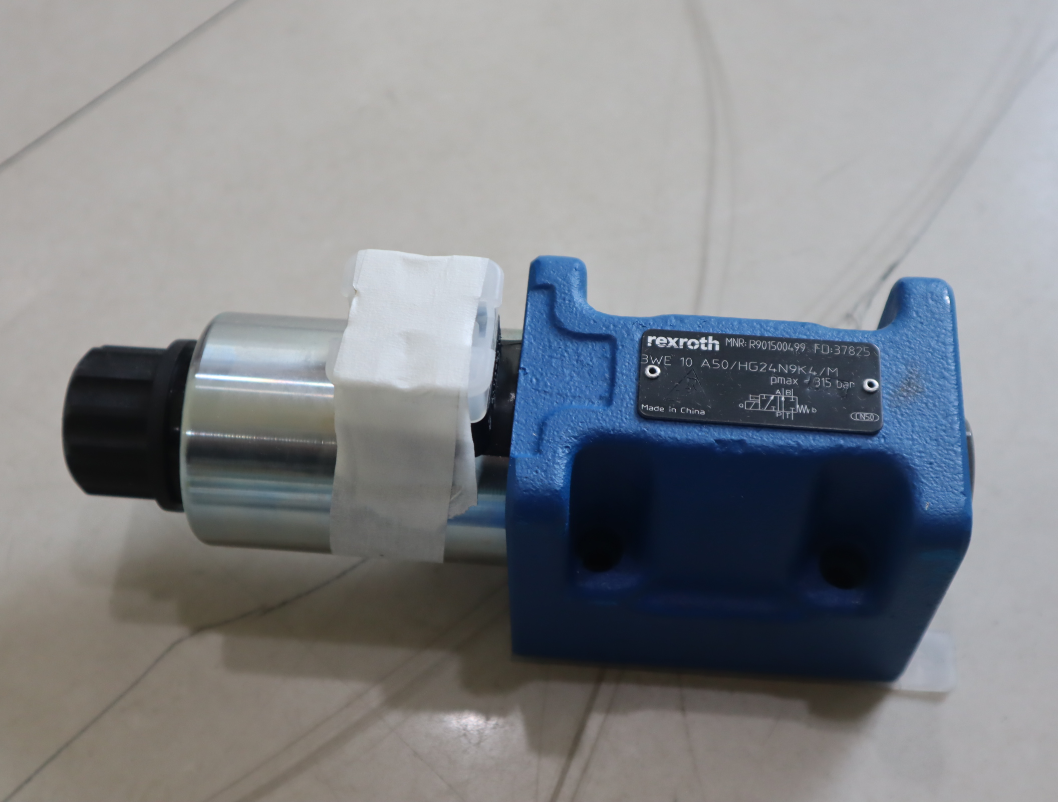 R901500499 3WE10A50/HG24N9K4/M 德国力士乐REXROTH电磁阀