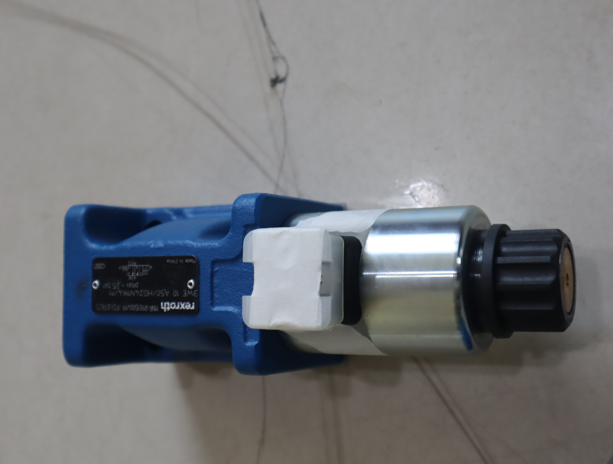 R901500499 3WE10A50/HG24N9K4/M 德国力士乐REXROTH电磁阀