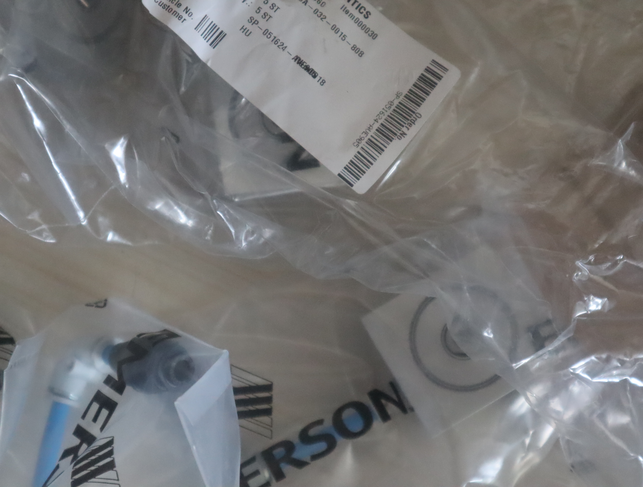 R480174508 3238080060 德国安沃驰AVENTICS气缸 气动元件气动阀