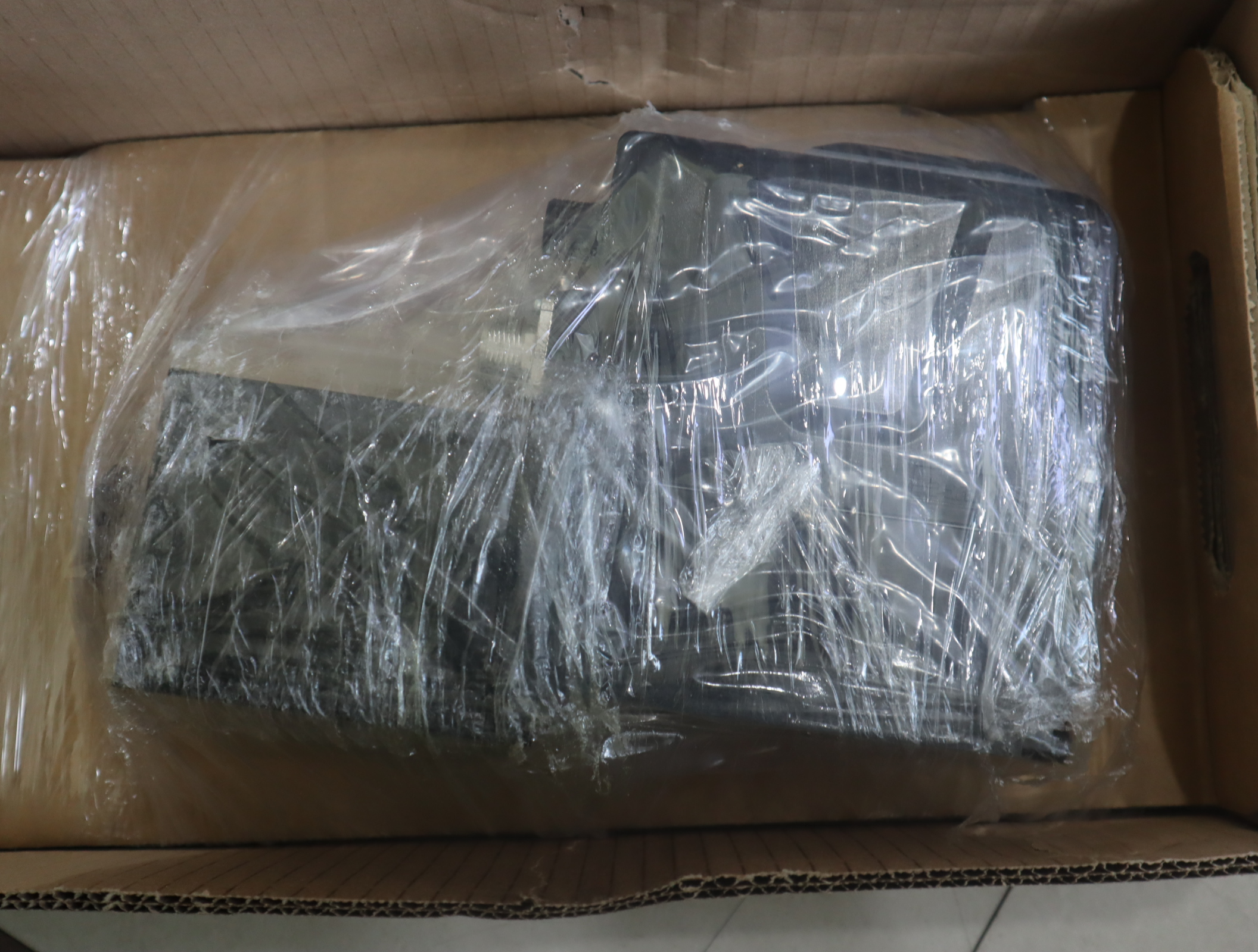 D3FPE50YA9NB00 美国派克PARKER比例阀D3FPE50YA9NB0050