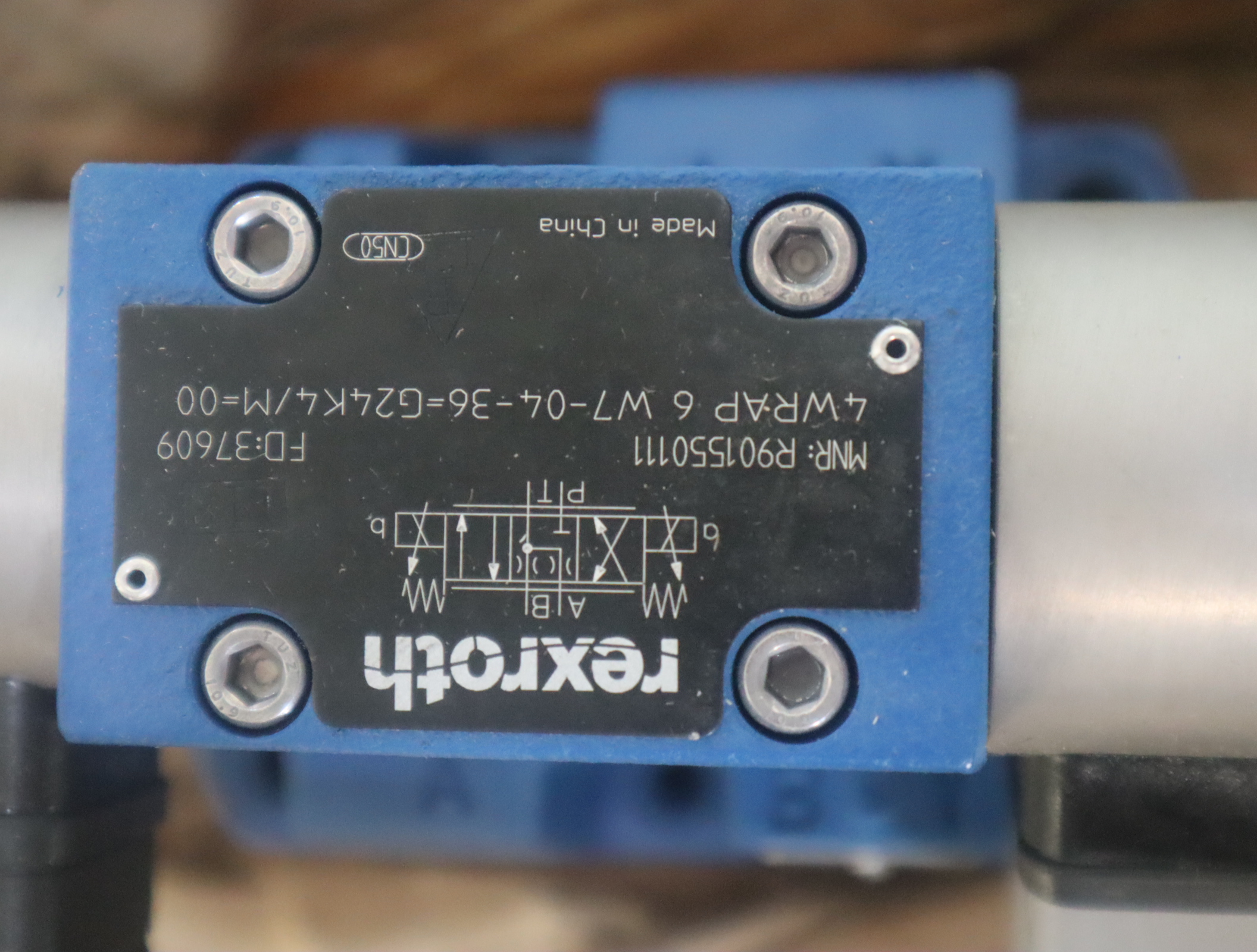 R901550111 4WRAP6W7-04-3X-G24K4/M-00 德国力士乐REXROTH先导阀